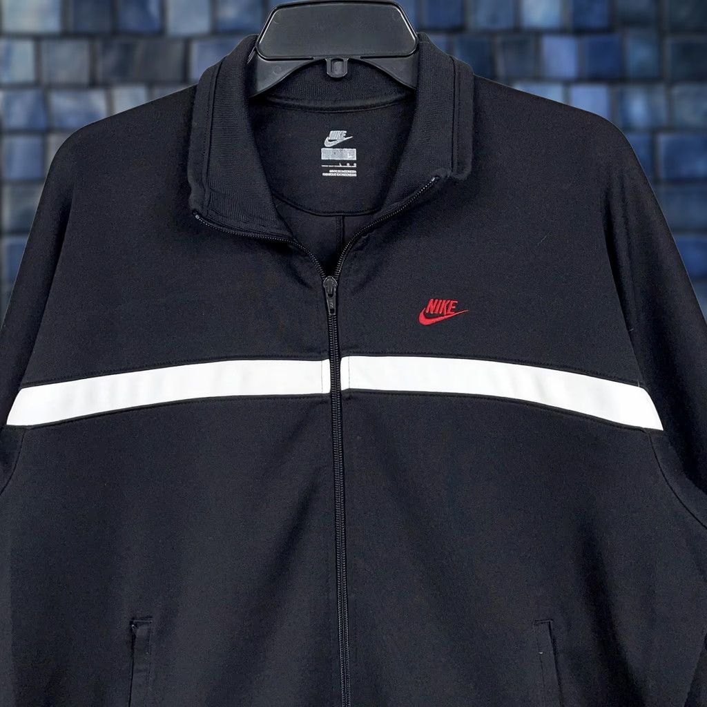 Nike Nike Jacket Track Jacket Mens Large Black White Full Zip Swoosh Striped 90s Athletic Mens Size US L / EU 52-54 / 3 - 1 Thumbnail