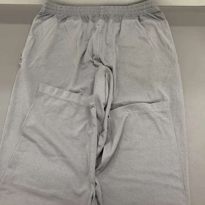 Balenciaga Balenciaga Yeezy x Gap x Balenciaga Grey Knit Pants -2507 Size US 34 / EU 50 - 2 Thumbnail