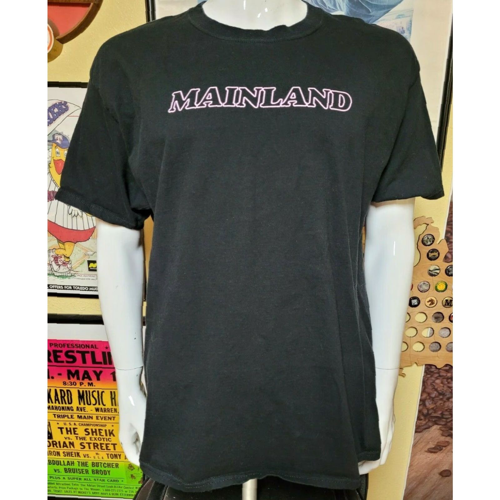 Hanes VINTAGE Mainland Band Villains Tour Concert T Shirt XL Black Hanes Graphic Tee Mens 2018 Brooklyn NY Post Punk Size US XL / EU 56 / 4 - 2 Thumbnail