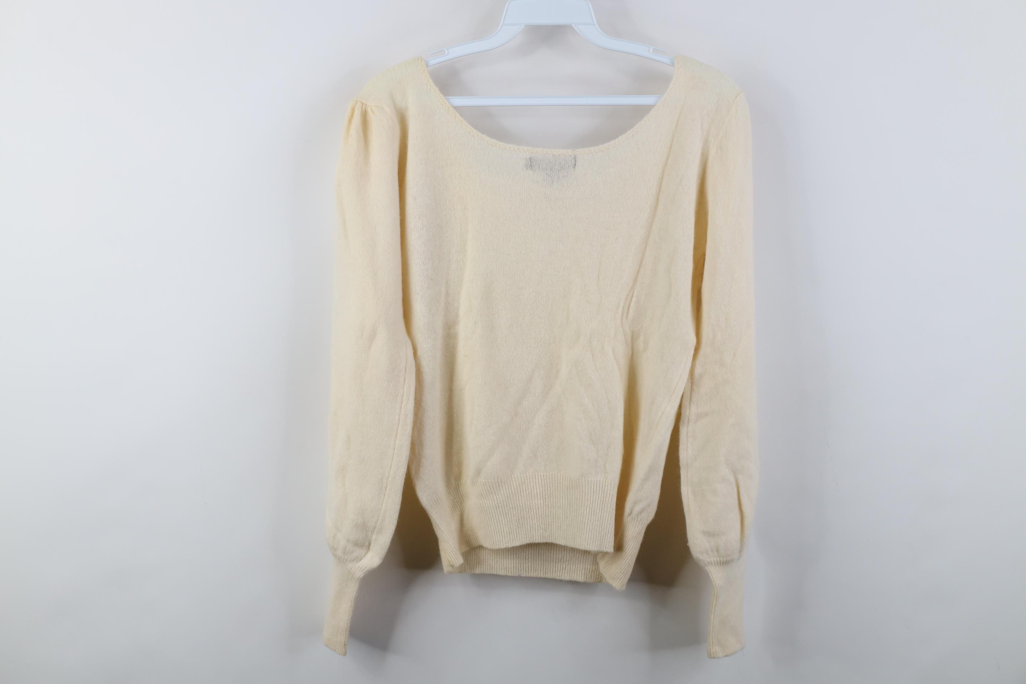 Vintage Vintage 80s 90s Lambswool Knit Off Shoulder Sweater Beige Size M / US 6-8 / IT 42-44 - 10 Thumbnail
