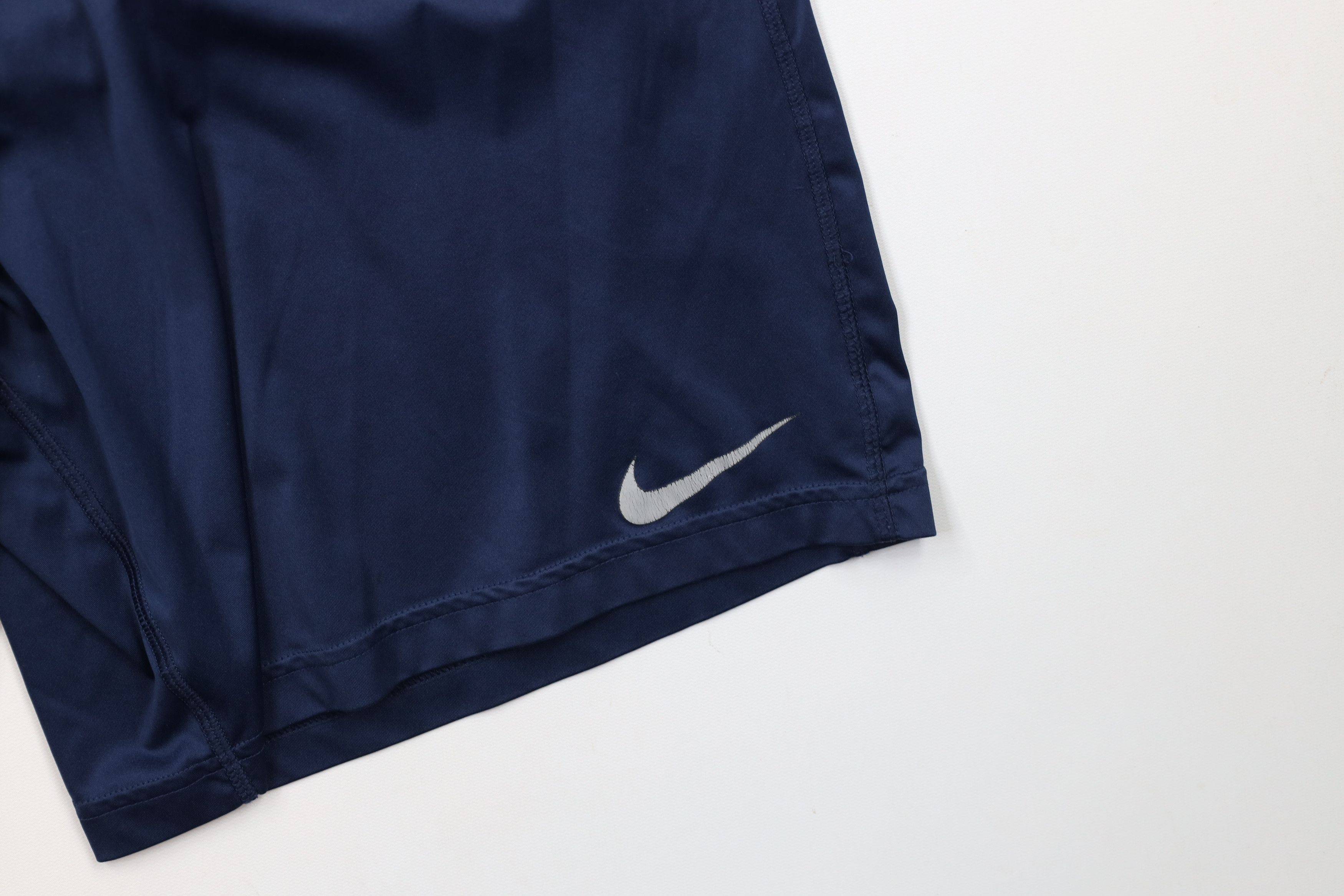 Nike × Vintage Vintage Y2K Nike Faded Scott Mini Swoosh Basketball Shorts Size US 34 / EU 50 - 5 Thumbnail