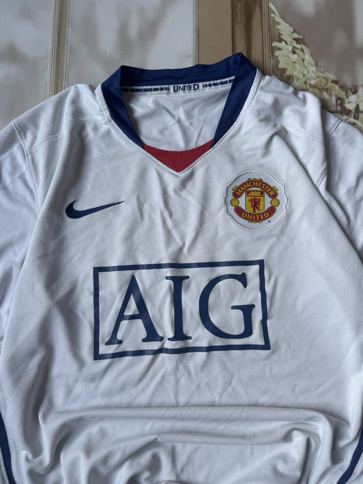 Nike Vintage Nike Manchester United 2006/08 Away Jersey - AIG Size US L / EU 52-54 / 3 - 4 Thumbnail
