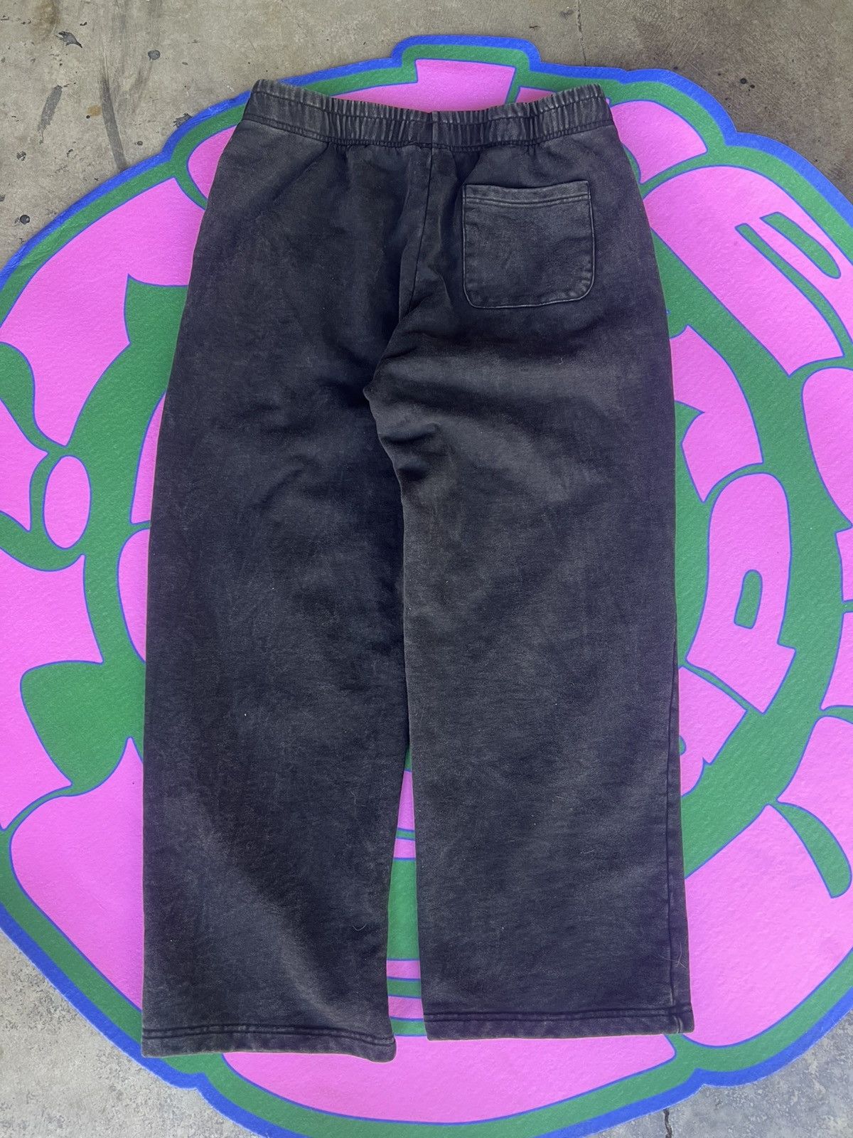 Dreamville Dreamville Festival 2025 Sweatpants Floral Graphic J. Cole Size US 34 / EU 50 - 4 Thumbnail