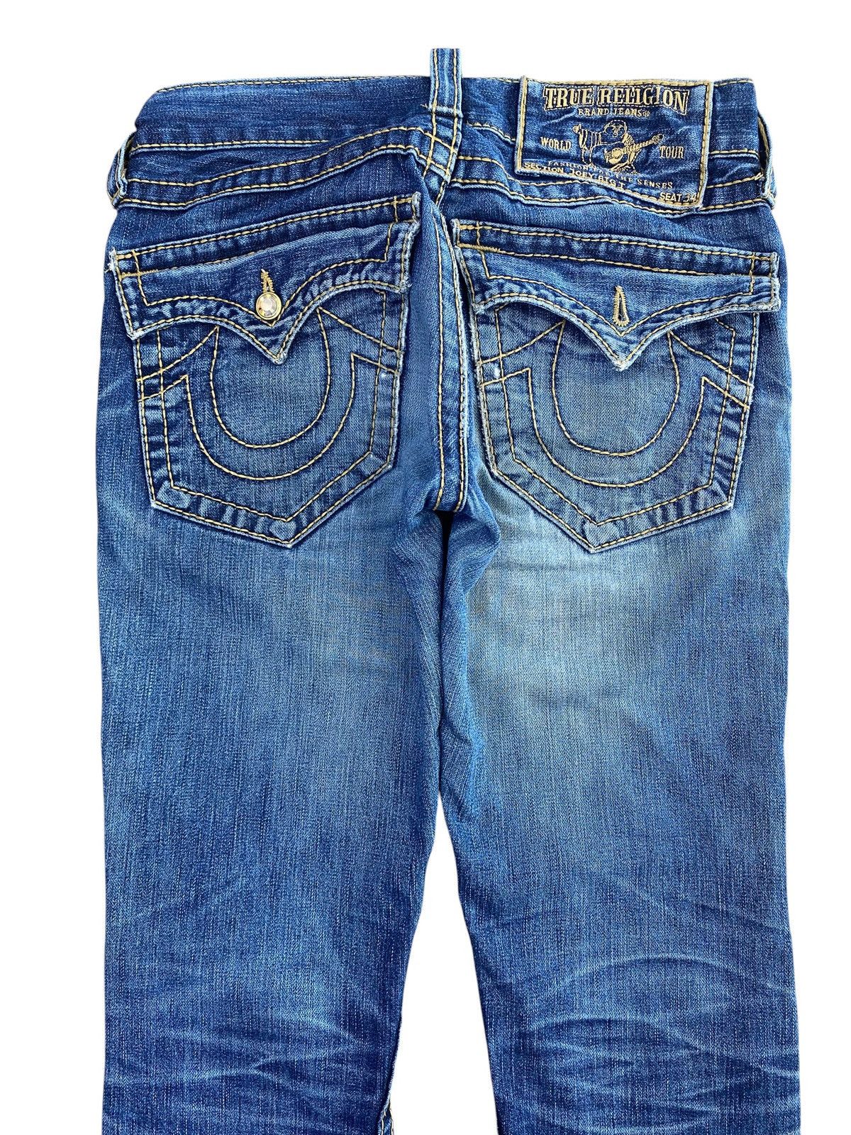 True Religion True Religion Whiskers Faded Wash Style Twist Leg Jeans Size US 30 / EU 46 - 4 Thumbnail