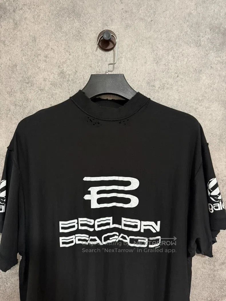 Balenciaga Balenciaga Black Logo Distressed Short Sleeve T-Shirt. Size US XXS / EU 40 - 2 Thumbnail