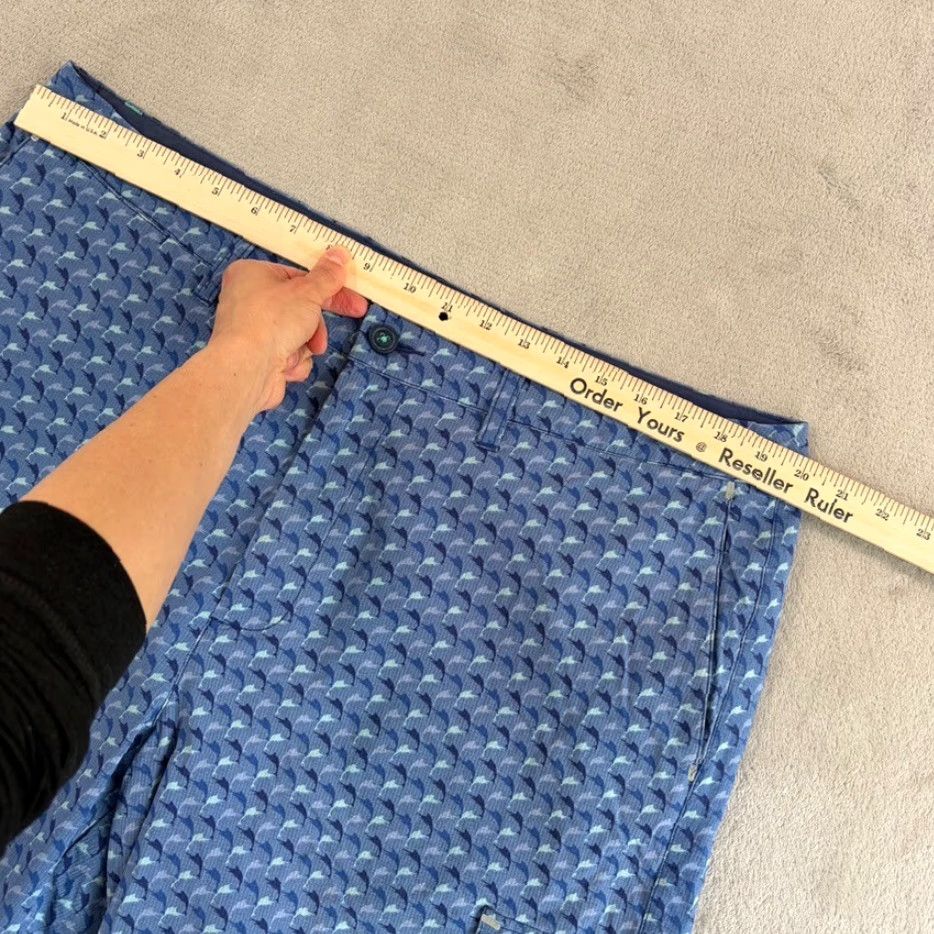 Tommy Bahama TOMMY BAHA MA Cayman Marlin Mingle IslandZone Cargo Board Shorts Men 38 Blue Surf Size US 38 / EU 54 - 7 Thumbnail