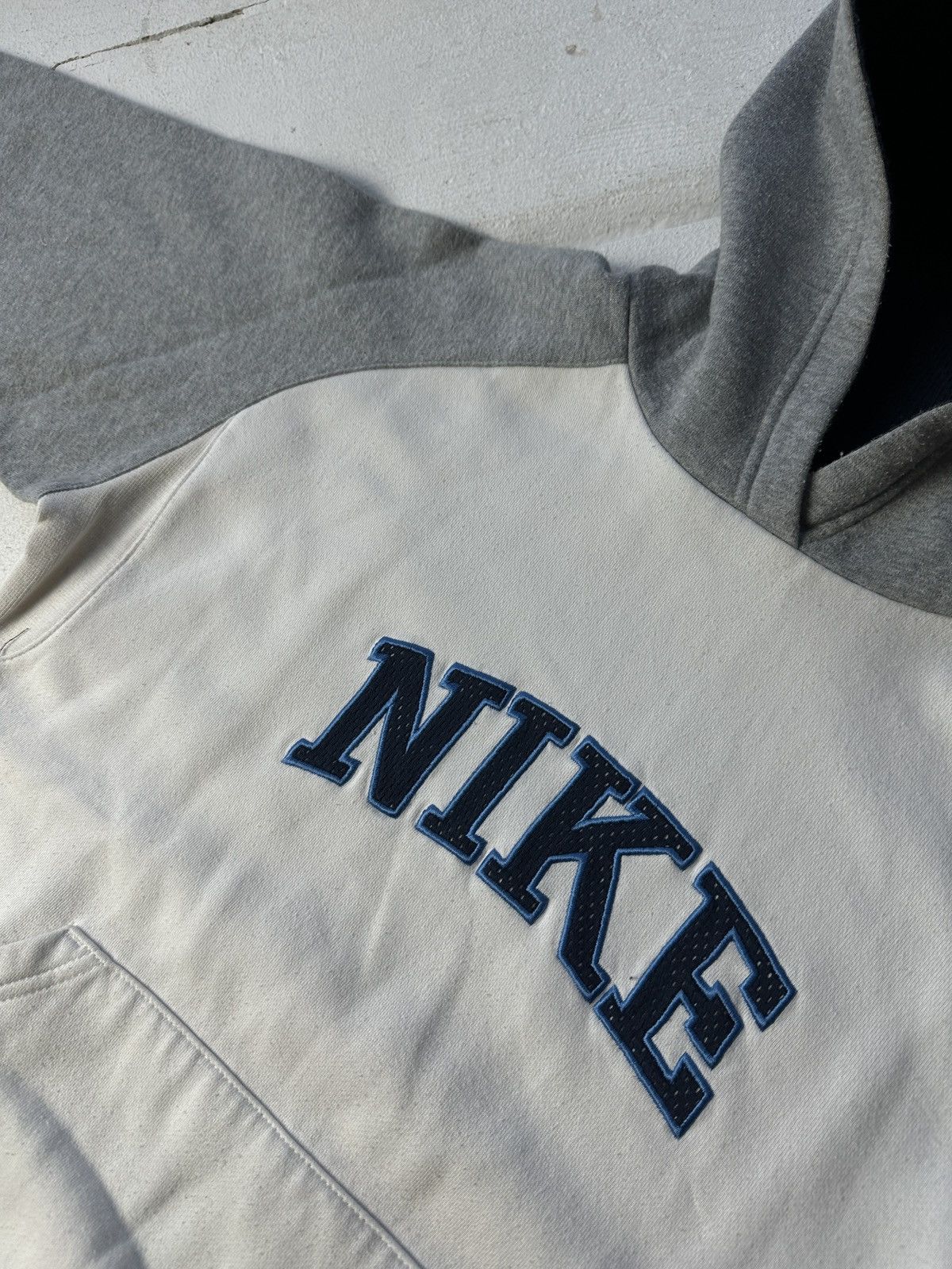 Nike 🚨Nike Y2K White BOXY Hoodie RARE Vintage Skategang Drill Size US S / EU 44-46 / 1 - 5 Thumbnail