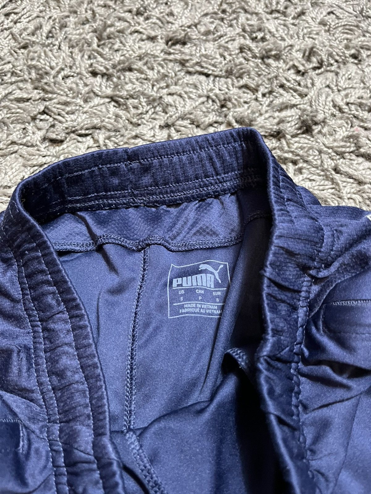 Puma × Vintage PUMA ITALY NATIONAL FOOTBALL TEAM POLYESTER SHORTS Y2K Size US 31 - 6 Thumbnail