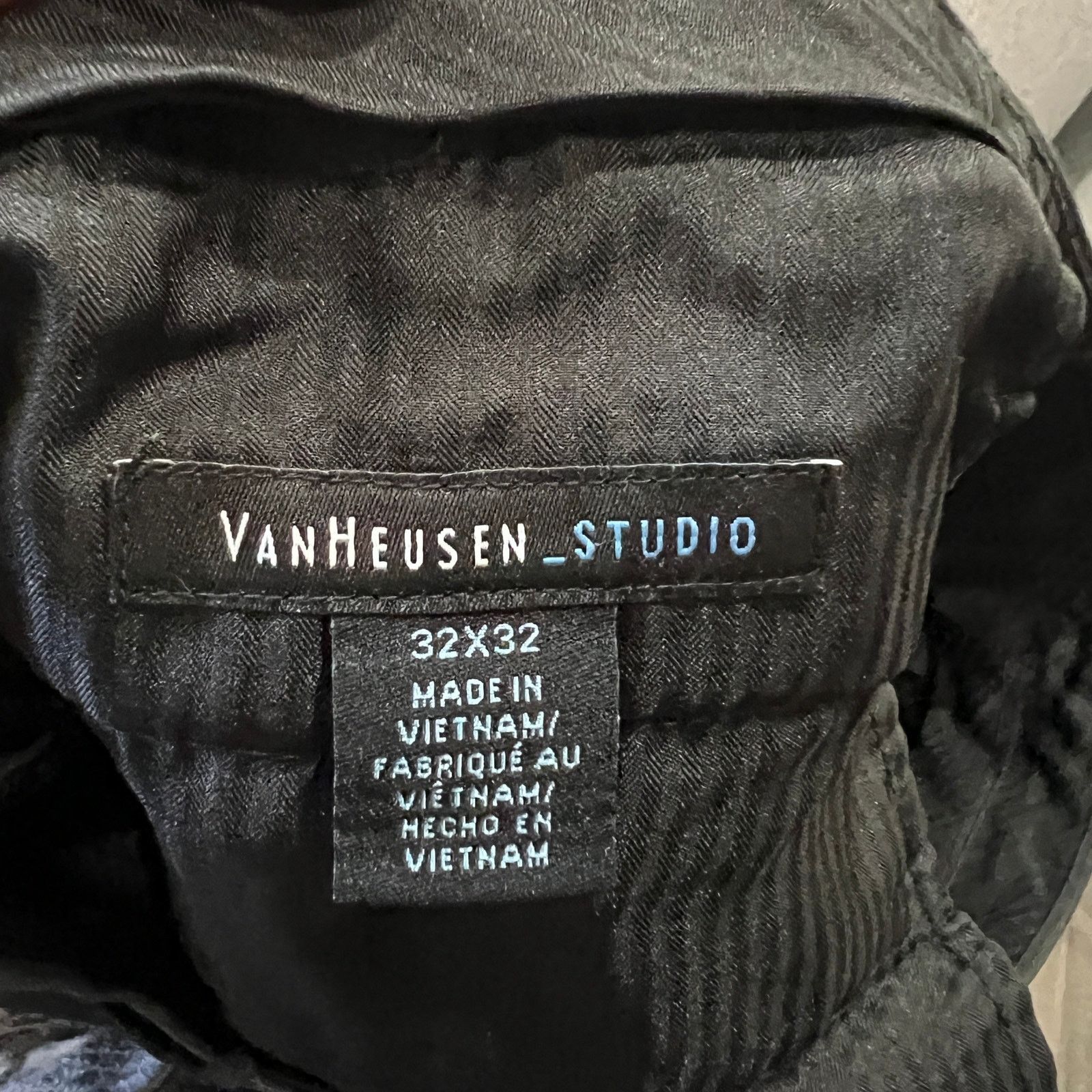 Other VANHEUSEN STUDIO Men's Black Pants Size 32x32 Size US 32 / EU 48 - 3 Thumbnail