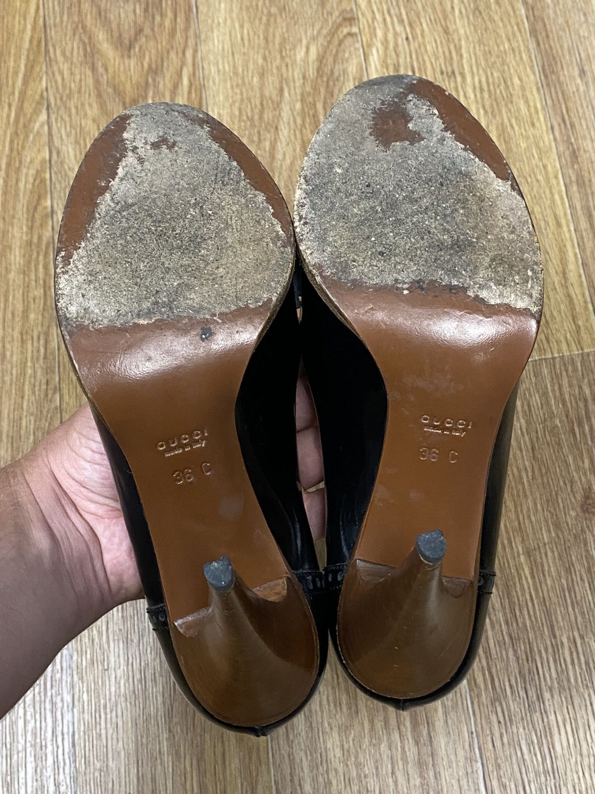 Gucci × Vintage Gucci Black Brogue Patent Leather Fringe Detail Loafer Pumps Size US 6 / IT 36 - 6 Thumbnail