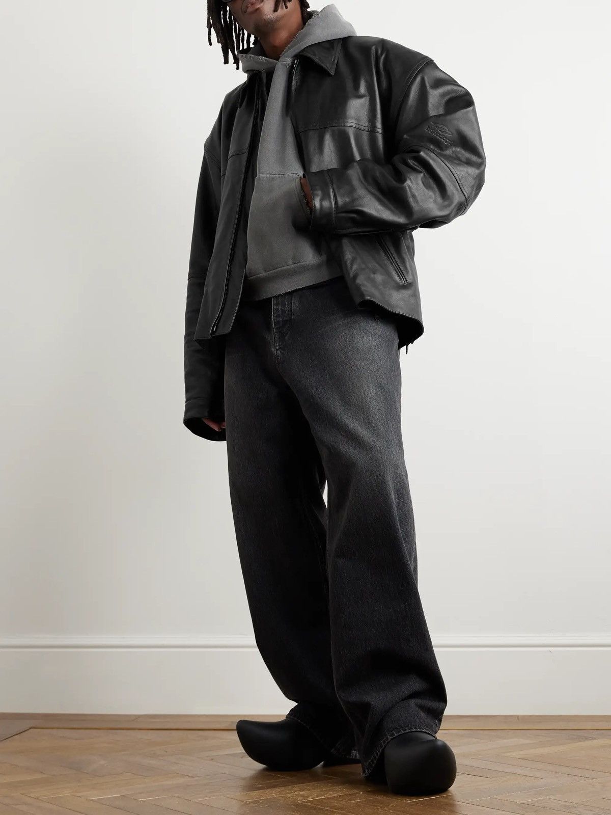 Balenciaga RARE - Summer 24 Cocoon Kick Leather Jacket M Size US M / EU 48-50 / 2 - 20 Thumbnail