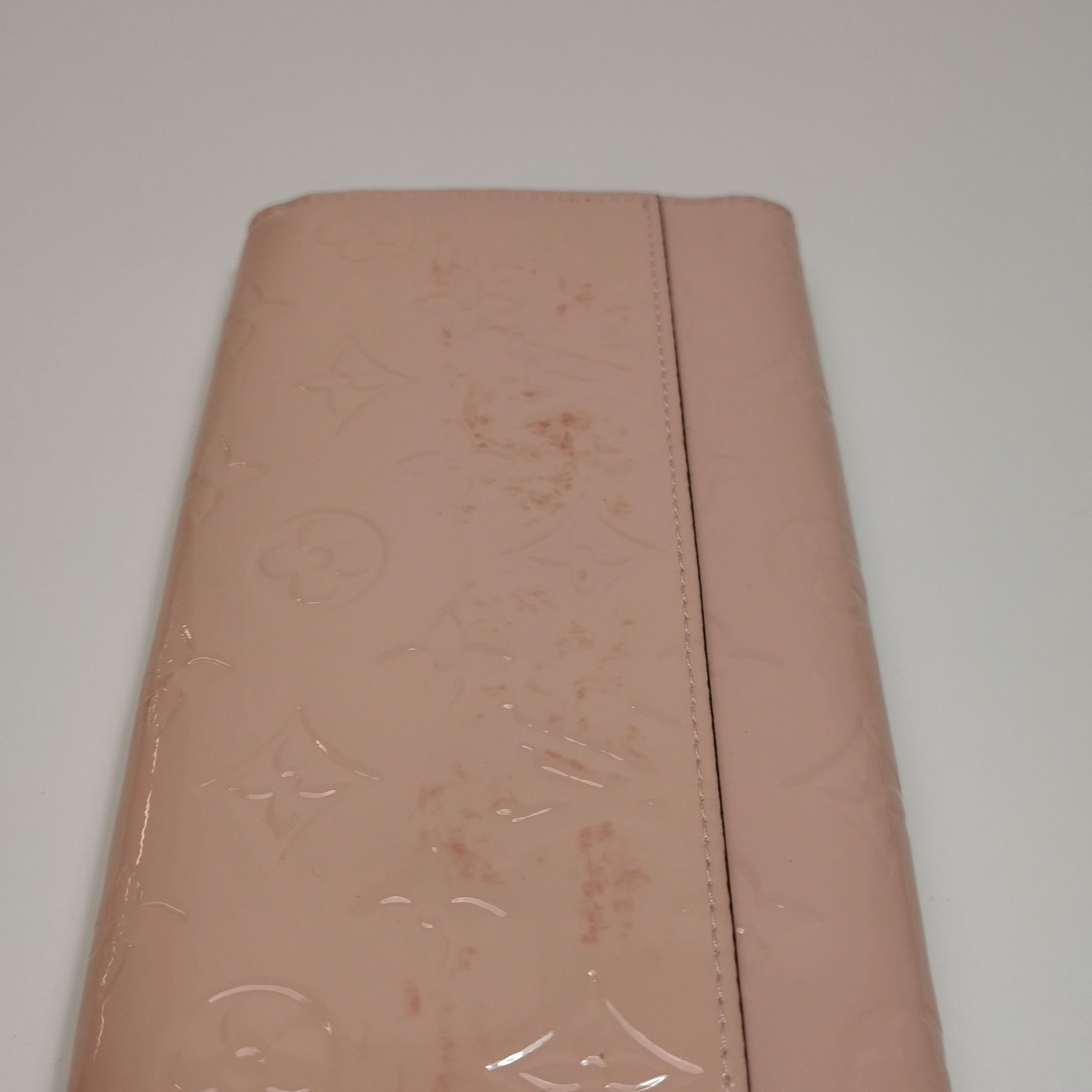 Louis Vuitton Louis Vuitton (LV) Sarah patent leather embossed monogram s Size ONE SIZE - 6 Thumbnail