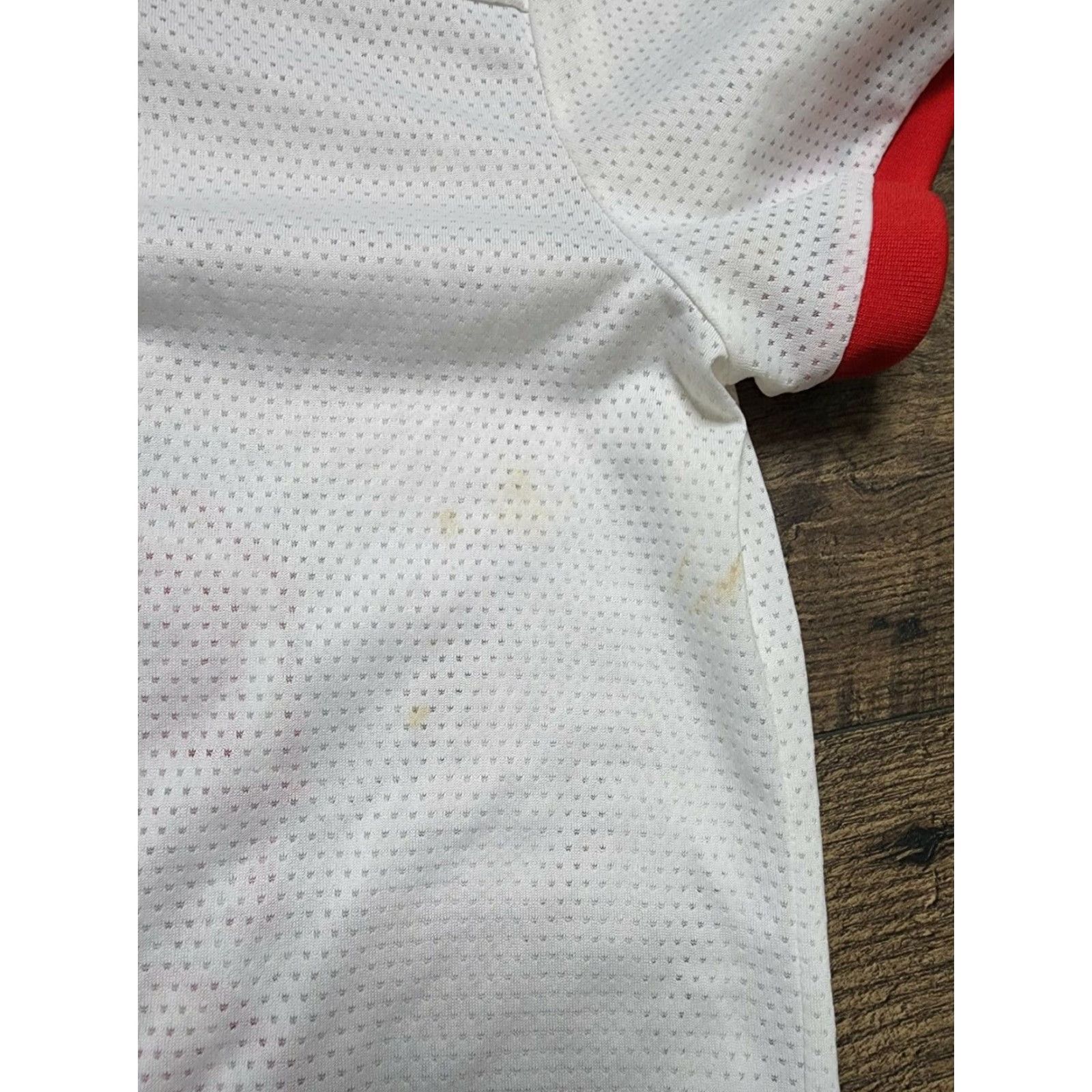 Victoria's Secret Womens M V-Neck Distressed White/Red NY Giants T-Shirt | Victoria's Secret Jersey Size M / US 6-8 / IT 42-44 - 2 Thumbnail