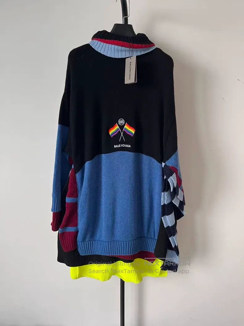 Balenciaga Balenciaga Color Blocked High Neck Woolen Knit Sweater Size XS / US 0-2 / IT 36-38 - 1 Thumbnail