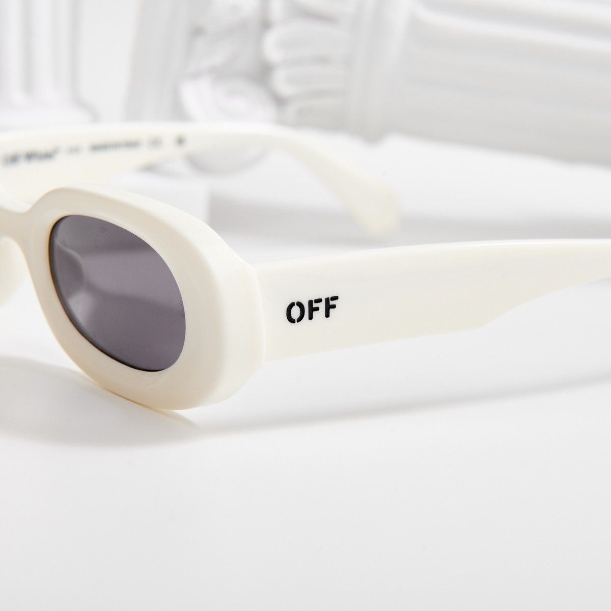 Off-White OFF WHITE AMALFI WHITE SUNGLASSES Size ONE SIZE - 3 Thumbnail