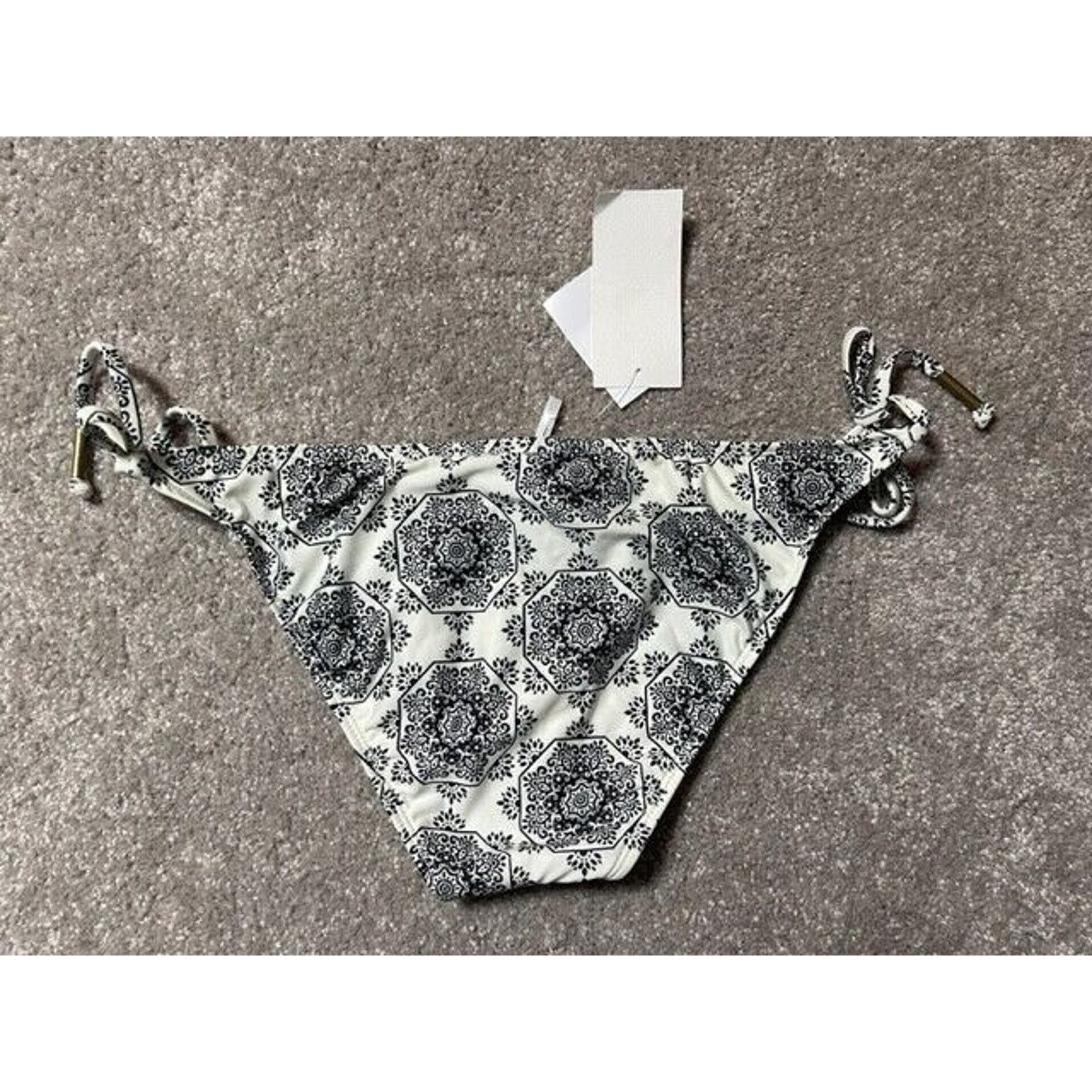 Other Ella Moss Bikini Womens M Floral Medallion Swim Bottom Size M / US 6-8 / IT 42-44 - 2 Thumbnail