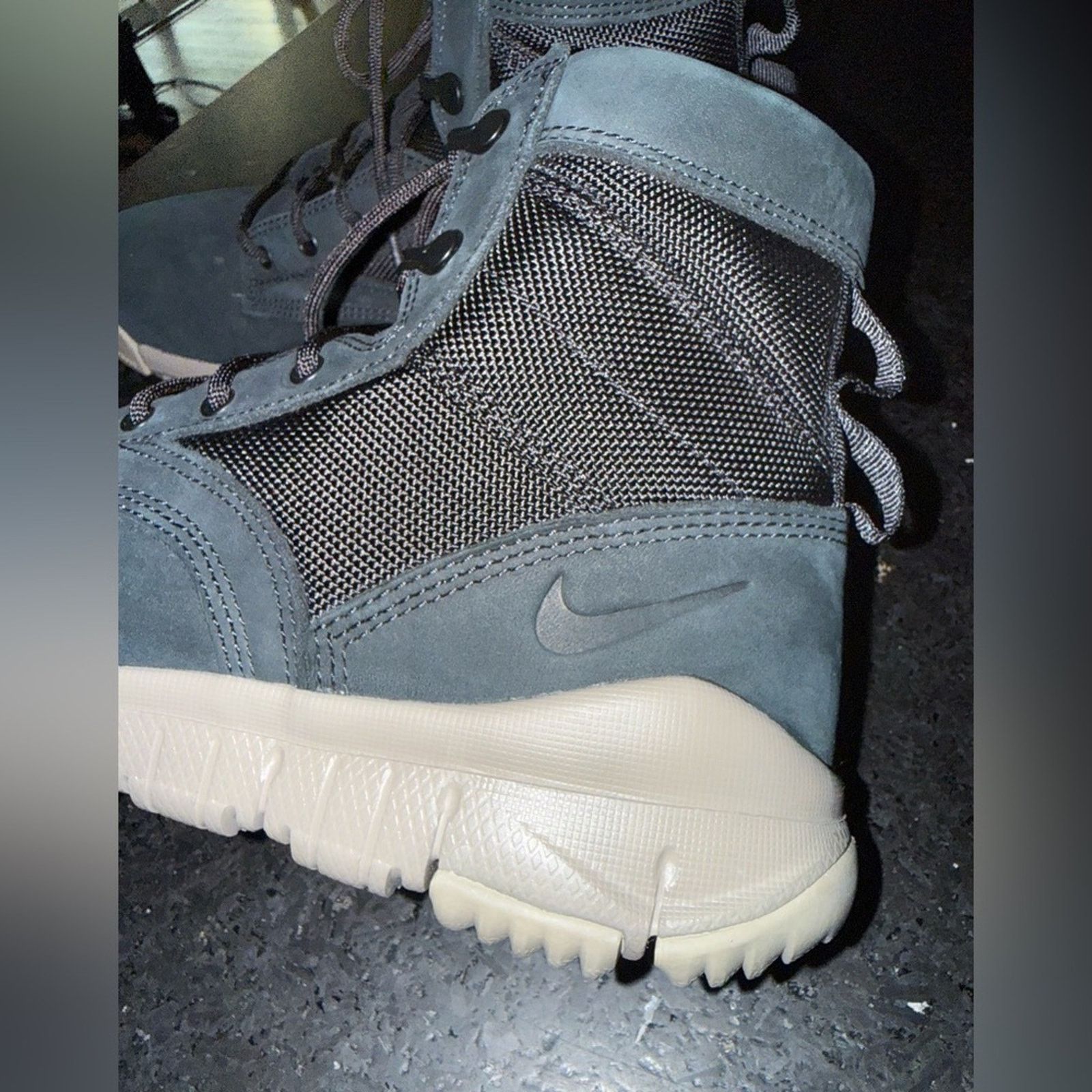 Nike NIKE Sfb 6' Leather Black Light Taupe HIGH TOP SNEAKER BOOT Size US 7.5 / EU 40-41 - 10 Thumbnail