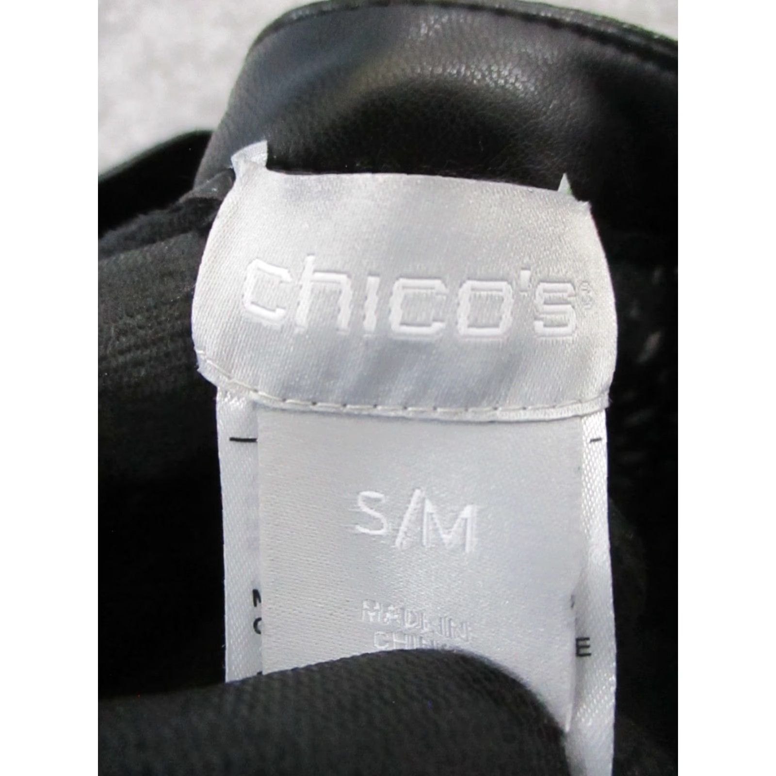 Vintage Chico's Poncho Womens Small Black Faux Leather Poncho Black Chico's Ladies Regular Size S Warm Casual Size S / US 4 / IT 40 - 3 Thumbnail