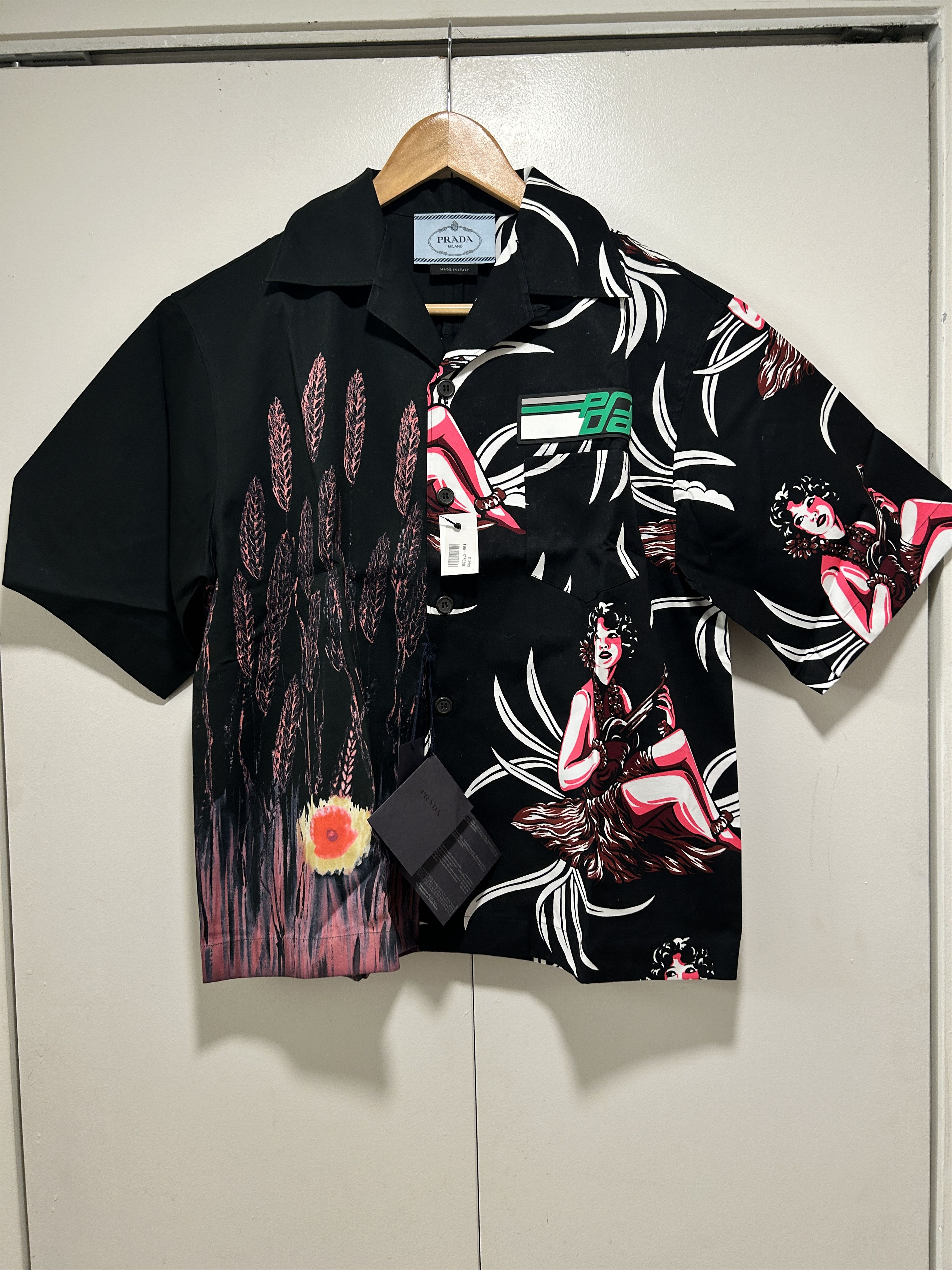 image of Prada F/w 18 Split Hawaiian Print Shirt Bowling in Black Purple, Men's (Size Small)