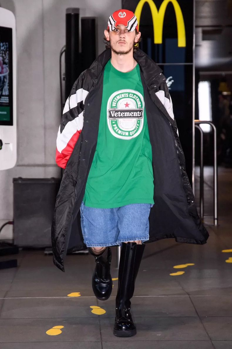 Vetements Vetements 20ss Heineken Short Sleeve Size US XS / EU 42 / 0 - 5 Thumbnail