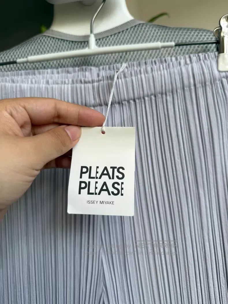 Issey Miyake Issey Miyake size:3 Ice Gray Straight Pants Size 31" - 2 Thumbnail