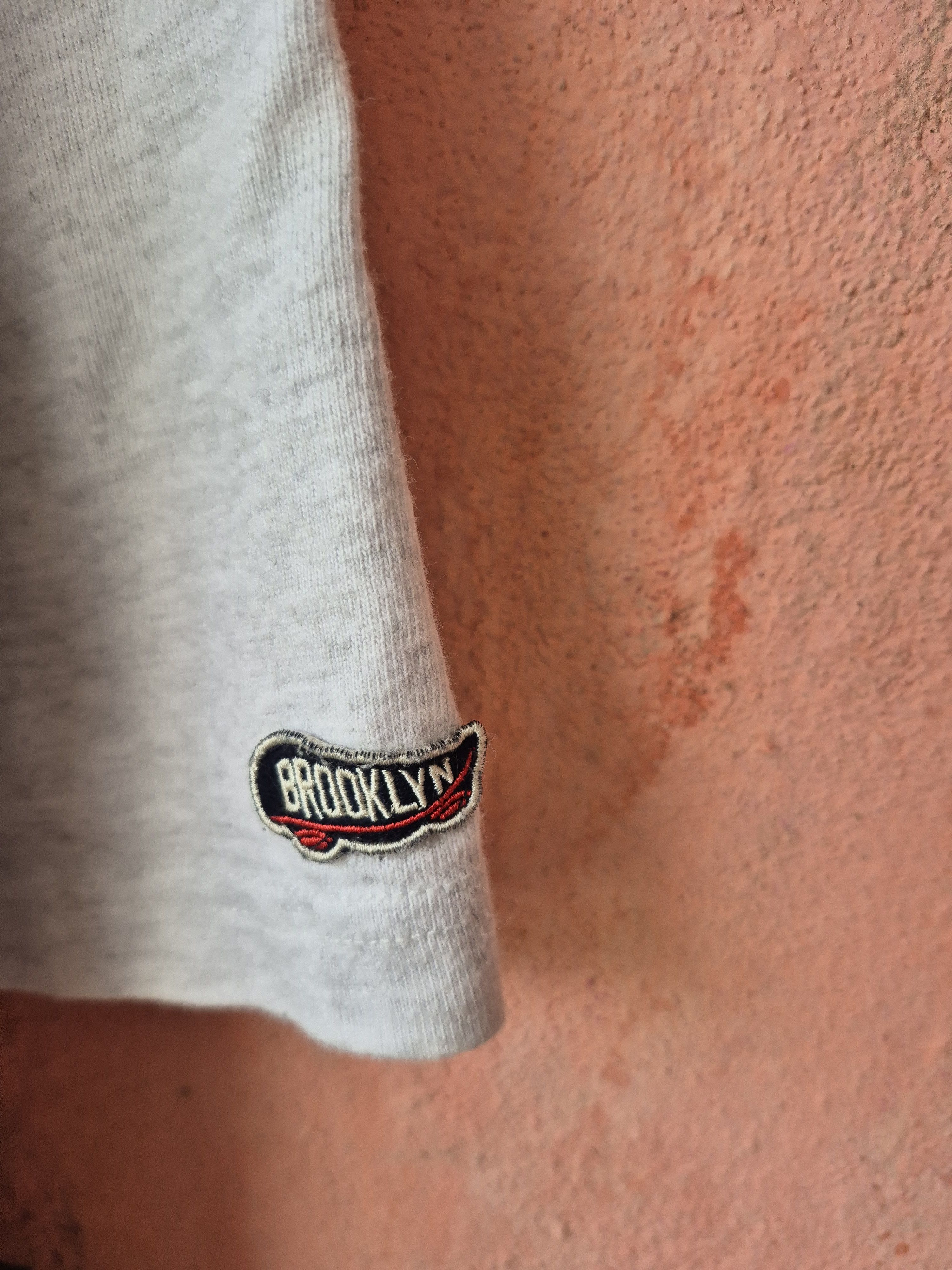 Japanese Brand 🔥 Dear Laurel Brooklyn Banks Tee Size US L / EU 52-54 / 3 - 3 Thumbnail