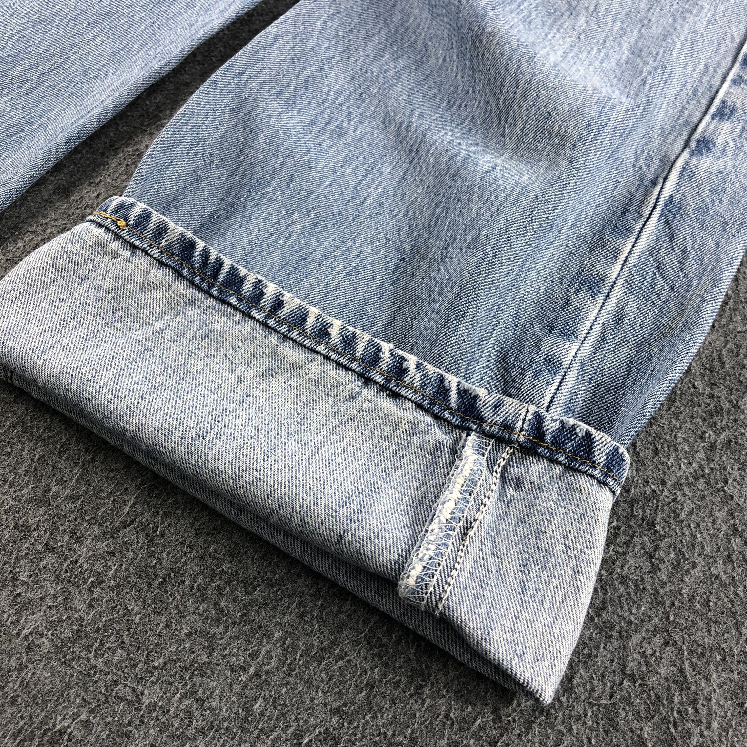 Levi's Vintage 90s Light Wash Levis 501 Jeans-J1230 Size US 42 / EU 58 - 6 Thumbnail