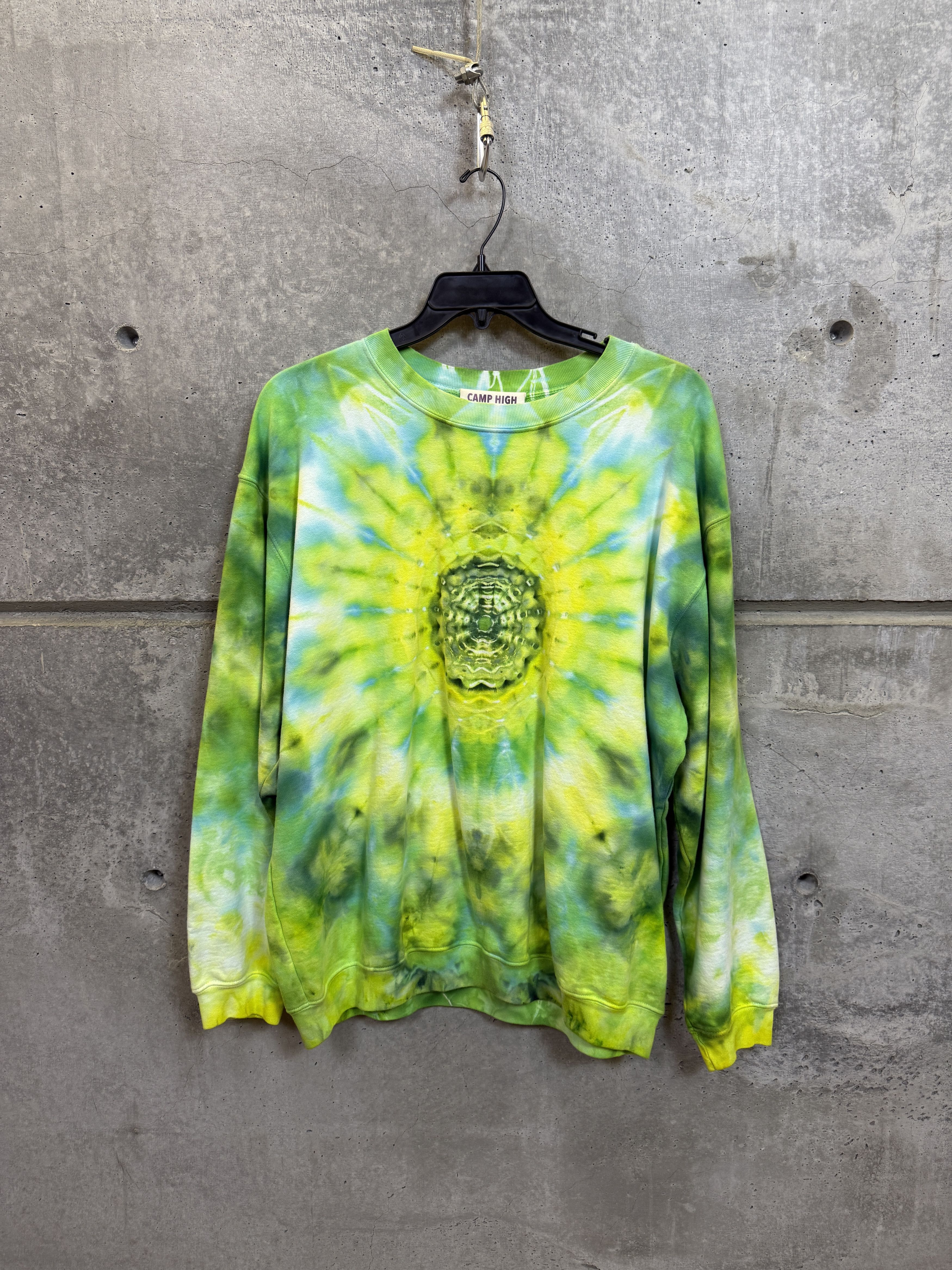 Camp High Camp High Collective Tie-Dye Crewneck Sweater Size US XL / EU 56 / 4 - 1 Thumbnail