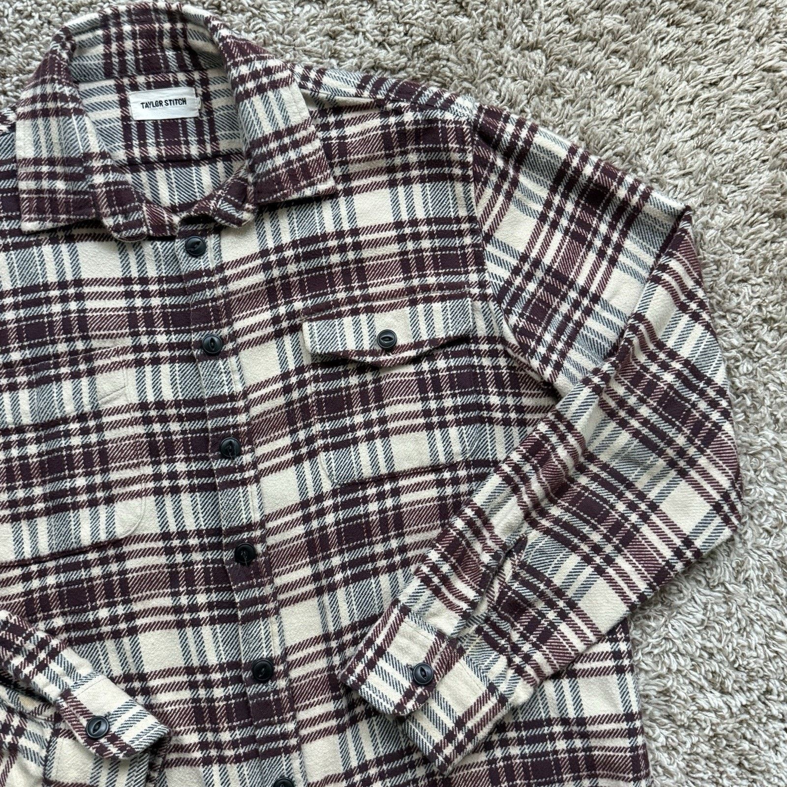 Taylor Stitch Taylor Stitch Shirt Red Crater Flannel Ivory Plaid Size M 40 Size US M / EU 48-50 / 2 - 7 Thumbnail