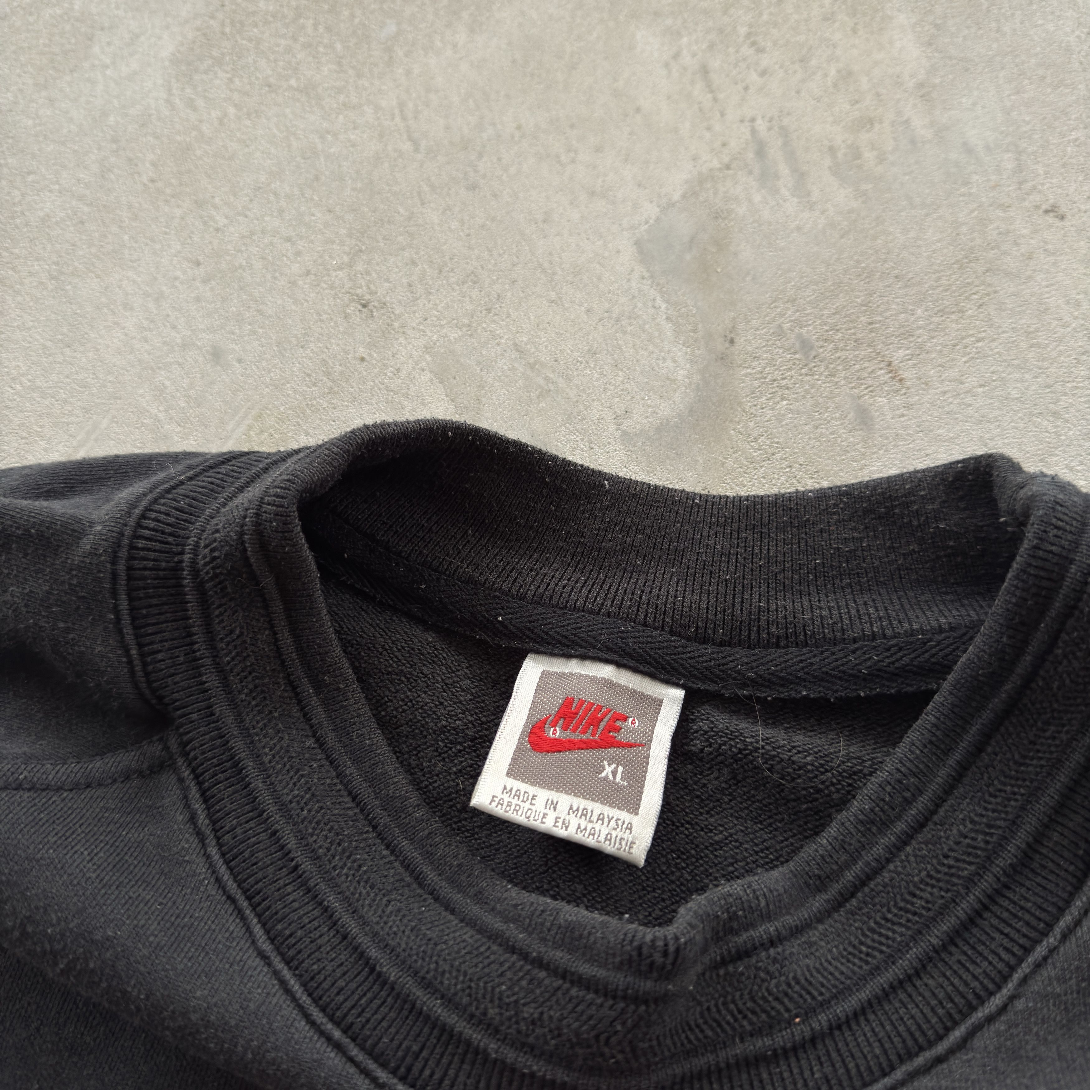 Nike Vintage Nike Cross Training Crewneck Sweatshirt Size US XL / EU 56 / 4 - 7 Thumbnail