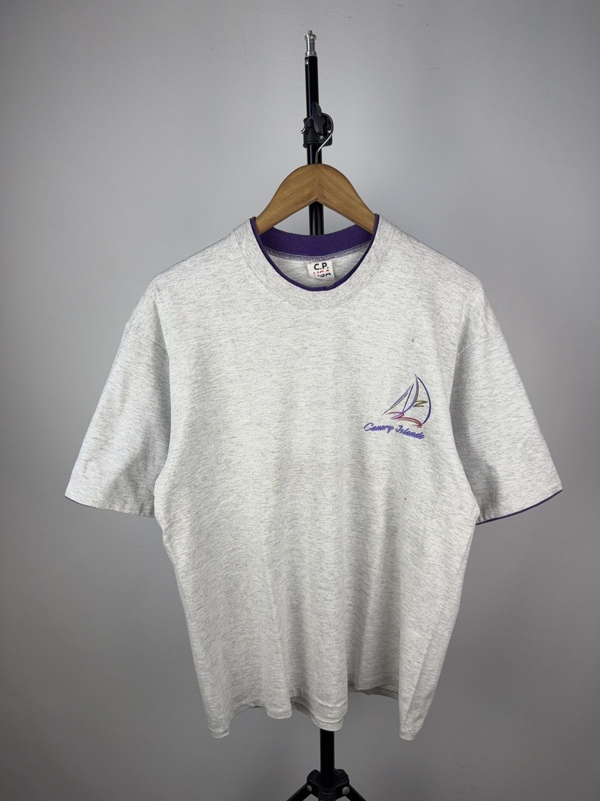 Vintage Vintage 90s Retro Canary Islands Travel Graphic USA Tee Size US L / EU 52-54 / 3 - 1 Thumbnail