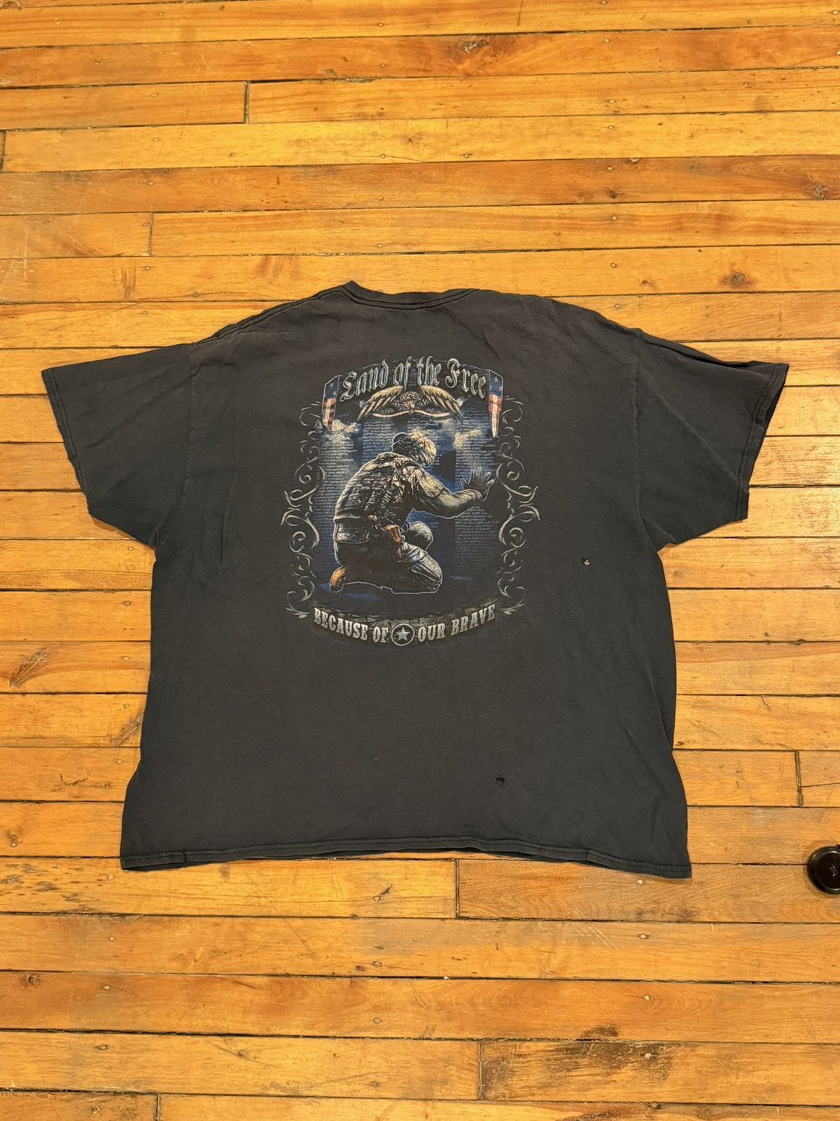 Vintage Vintage thrashed faded desert storm USA military tee Size US XL / EU 56 / 4 - 2 Thumbnail