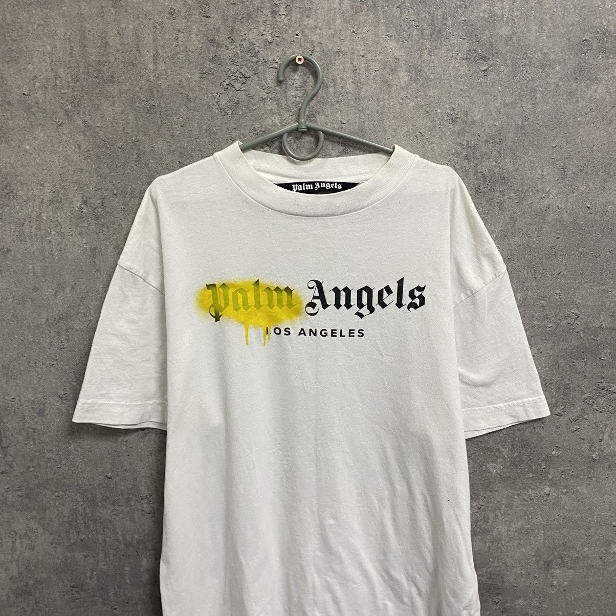 Palm Angels Palm Angels Los Angeles Sprayed Logo T-Shirt Size US L / EU 52-54 / 3 - 4 Thumbnail