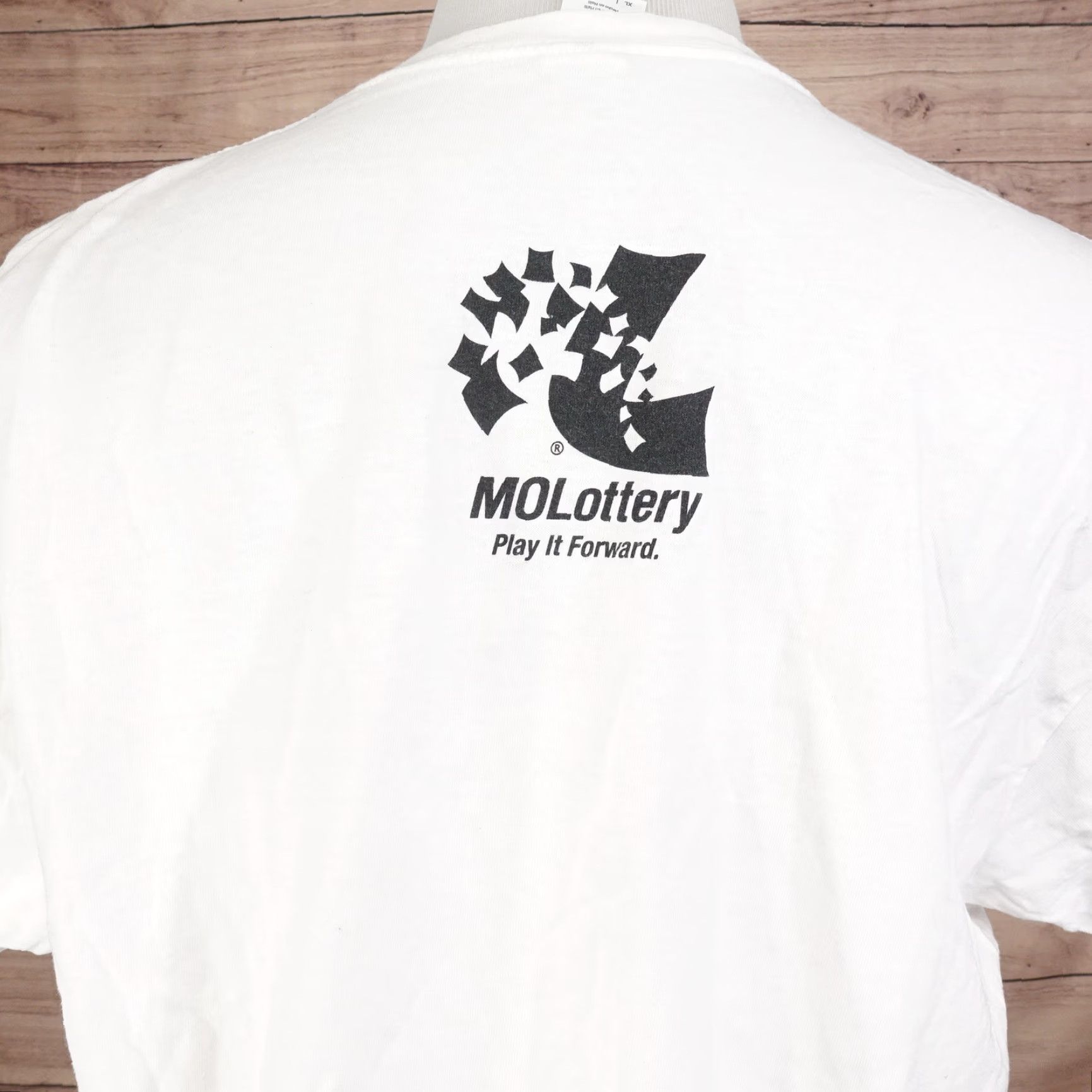 Gildan POWERBALL POWER CRUISE FLORAL SUNSET MO LOTTO MISSOURI TSHIRT XL Shirt Unisex Adults White Crew Neck Cotton Short Sleeve Solid 90s? Size US XL / EU 56 / 4 - 5 Thumbnail