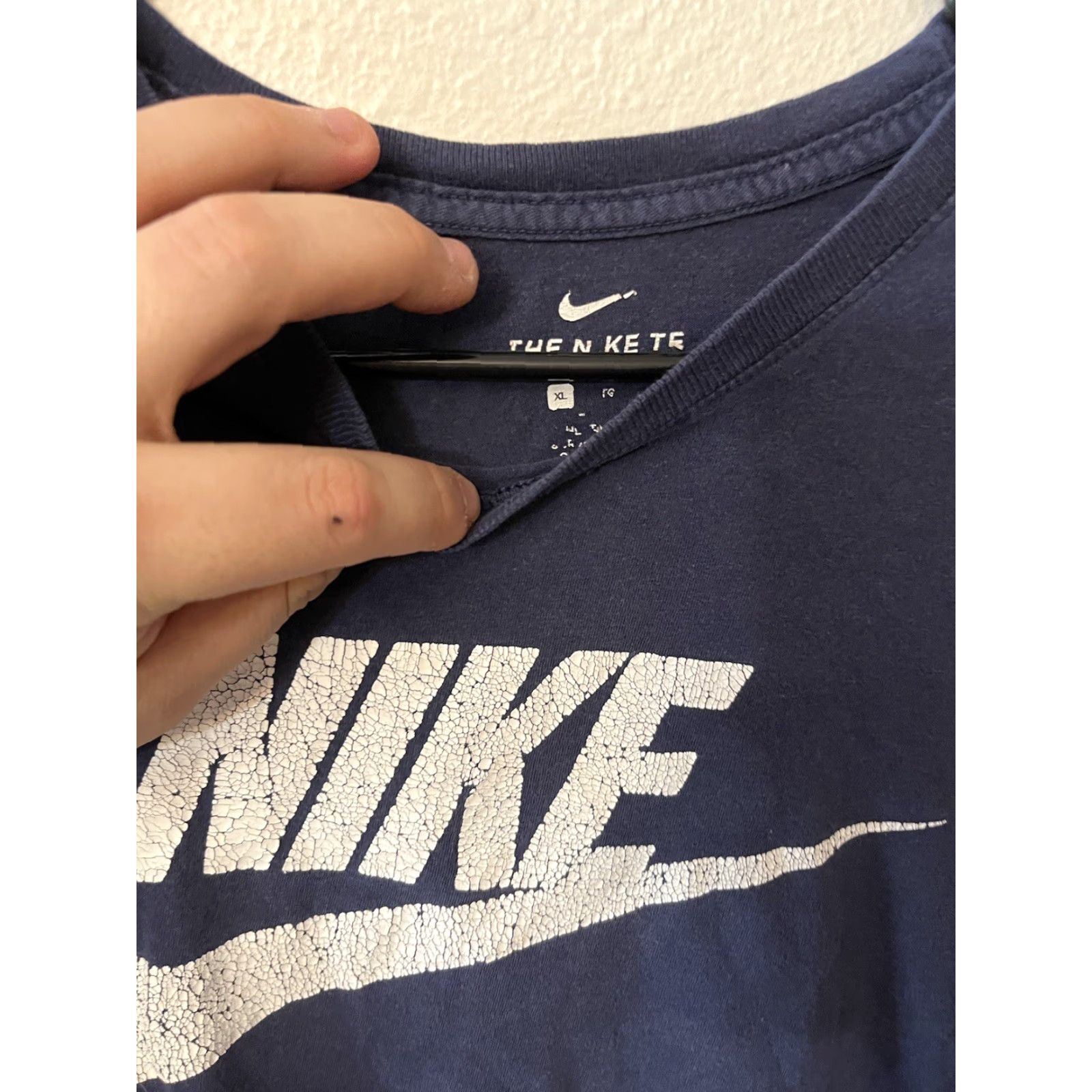 Nike Nike Athletic Logo T-Shirt Mens XL Navy Blue Distressed Sports Size US XL / EU 56 / 4 - 2 Thumbnail