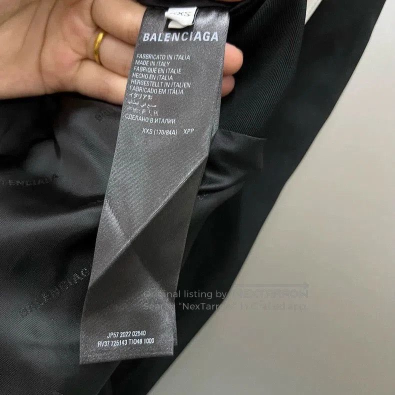 Balenciaga Balenciaga x Adidas Side Stripe Blazer. Size US XXS / EU 40 - 4 Thumbnail