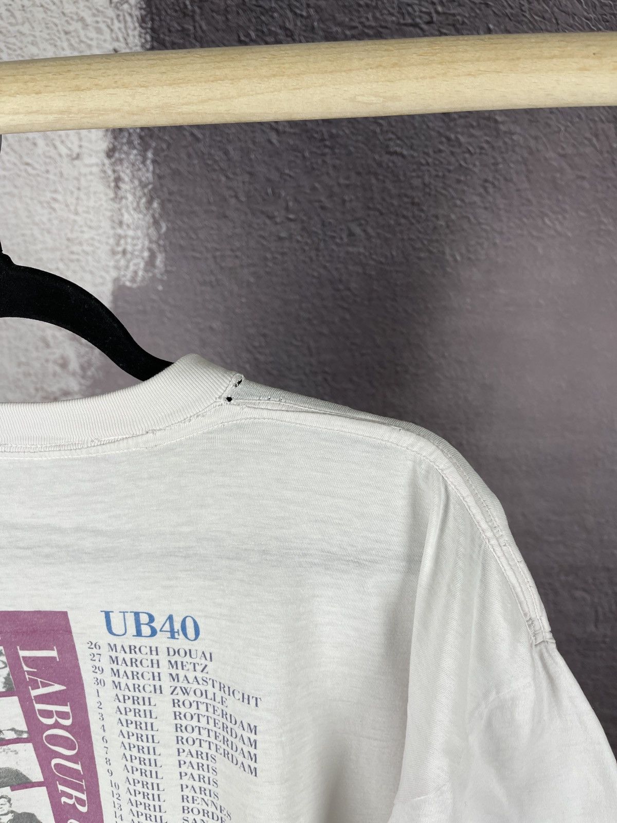 Band Tees Vintage 1990 UB40 Labour of Love II European tour 1991 tee Size US L / EU 52-54 / 3 - 13 Thumbnail