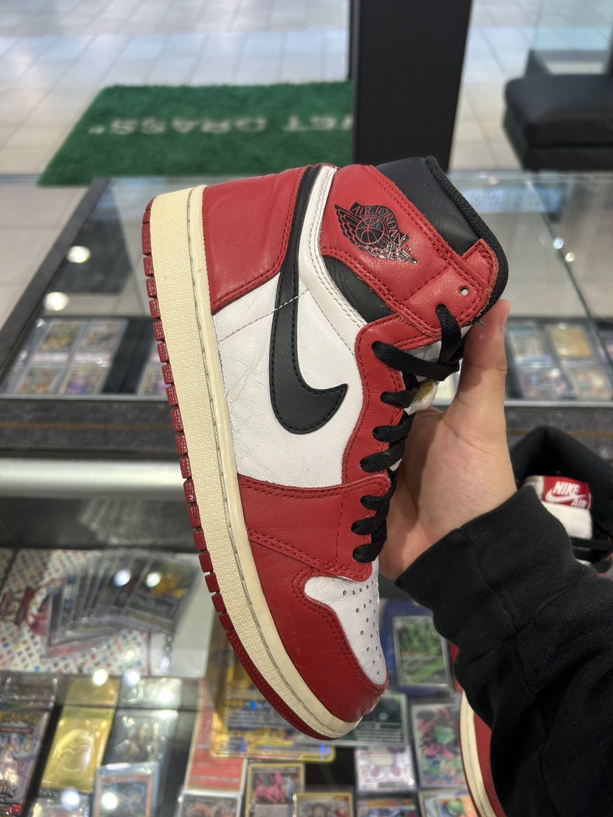 Jordan Brand Jordan 1 chicago 2015 Size US 8 / EU 41 - 7 Thumbnail