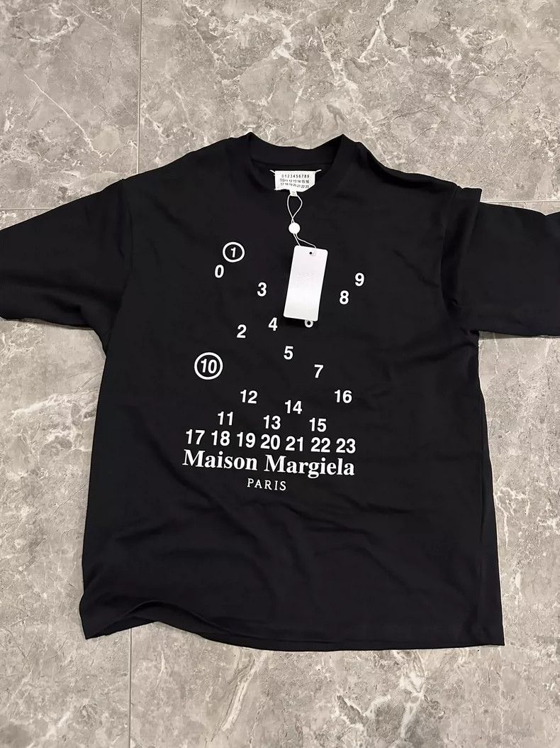 Maison Margiela Maison Margiela Digital LOGO calendar printed cotton short- Size US L / EU 52-54 / 3 - 2 Thumbnail