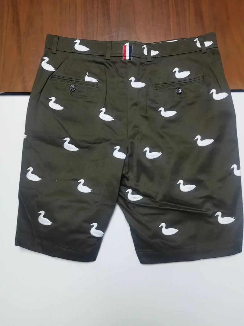 Thom Browne Thom Browne size2 Embroidered shorts Size US 40 / EU 56 - 3 Thumbnail