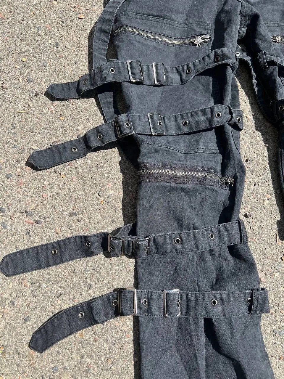 Vintage Vintage Y2K Queen of Darkness Harness Bondage Pun Goth Opium Size US 32 / EU 48 - 3 Thumbnail