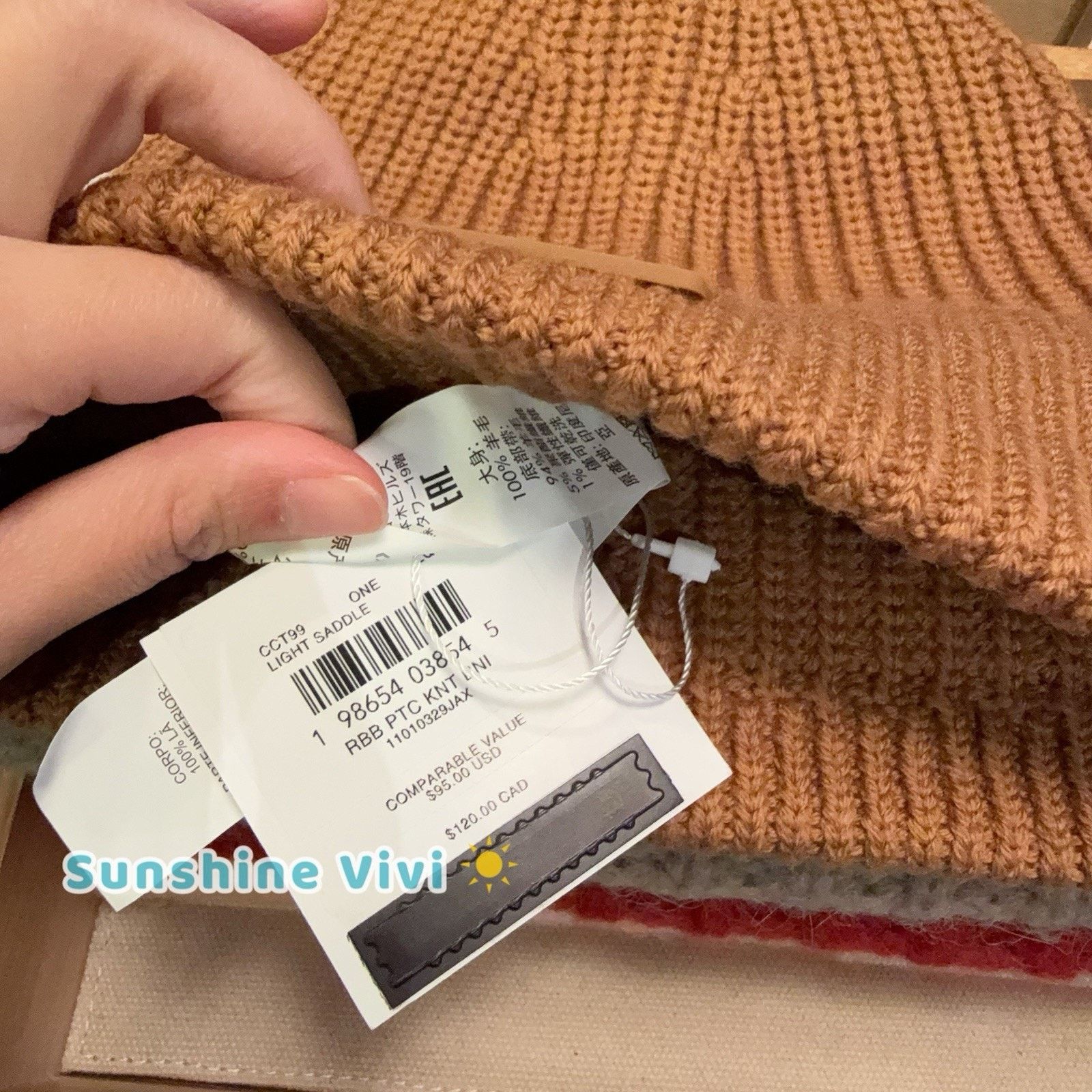 Coach NWT Coach Knit Beanie Rubber Patch Light Saddle 100% Wool Size ONE SIZE - 2 Thumbnail