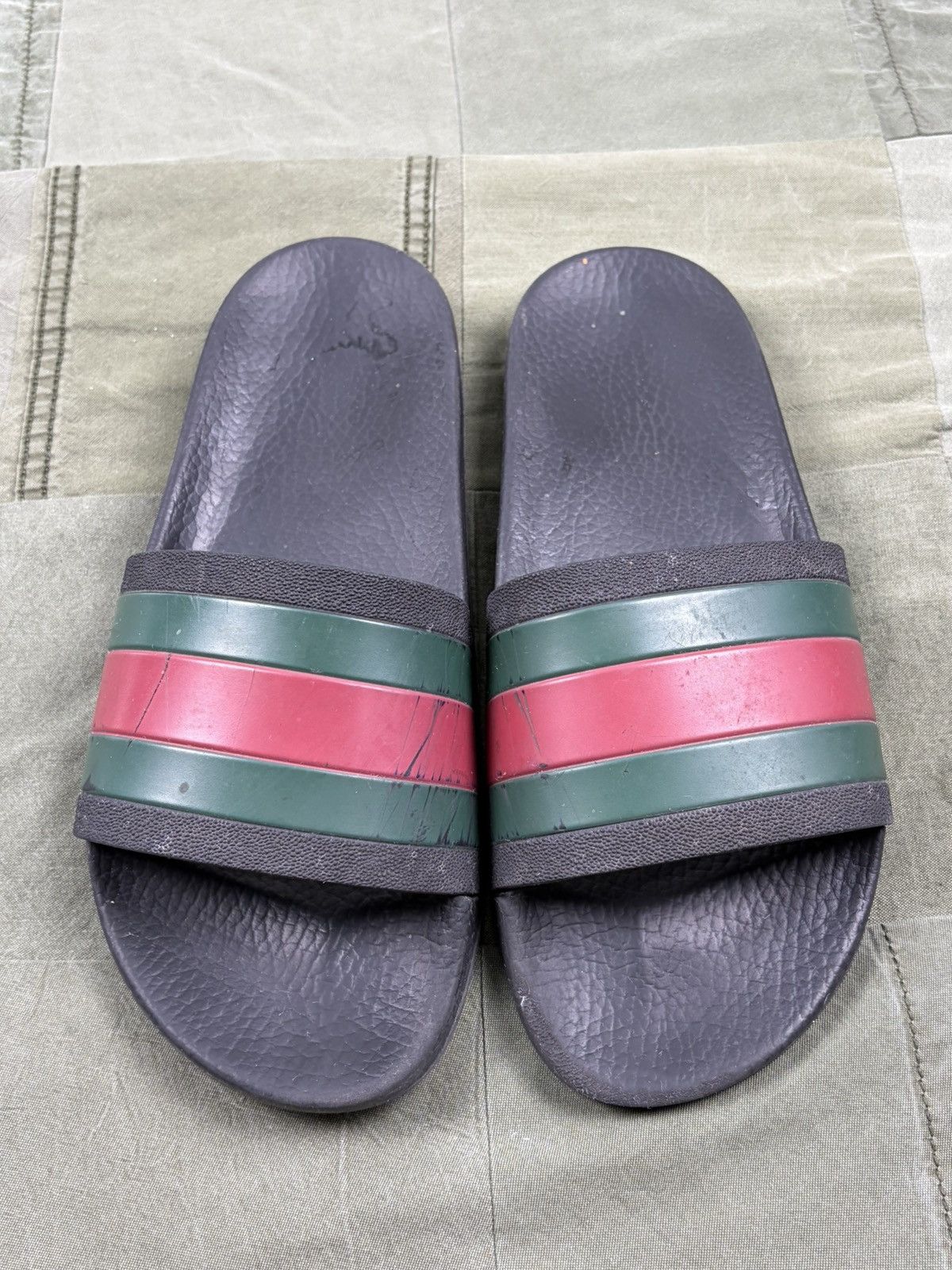 Gucci Gucci Flip Flops Size US 7 / EU 40 - 1 Thumbnail