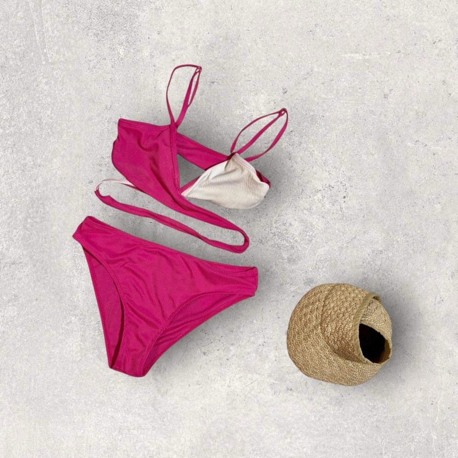 Shein Vibrant Pink and White Bikini Set Size XS / US 0-2 / IT 36-38 - 1 Preview