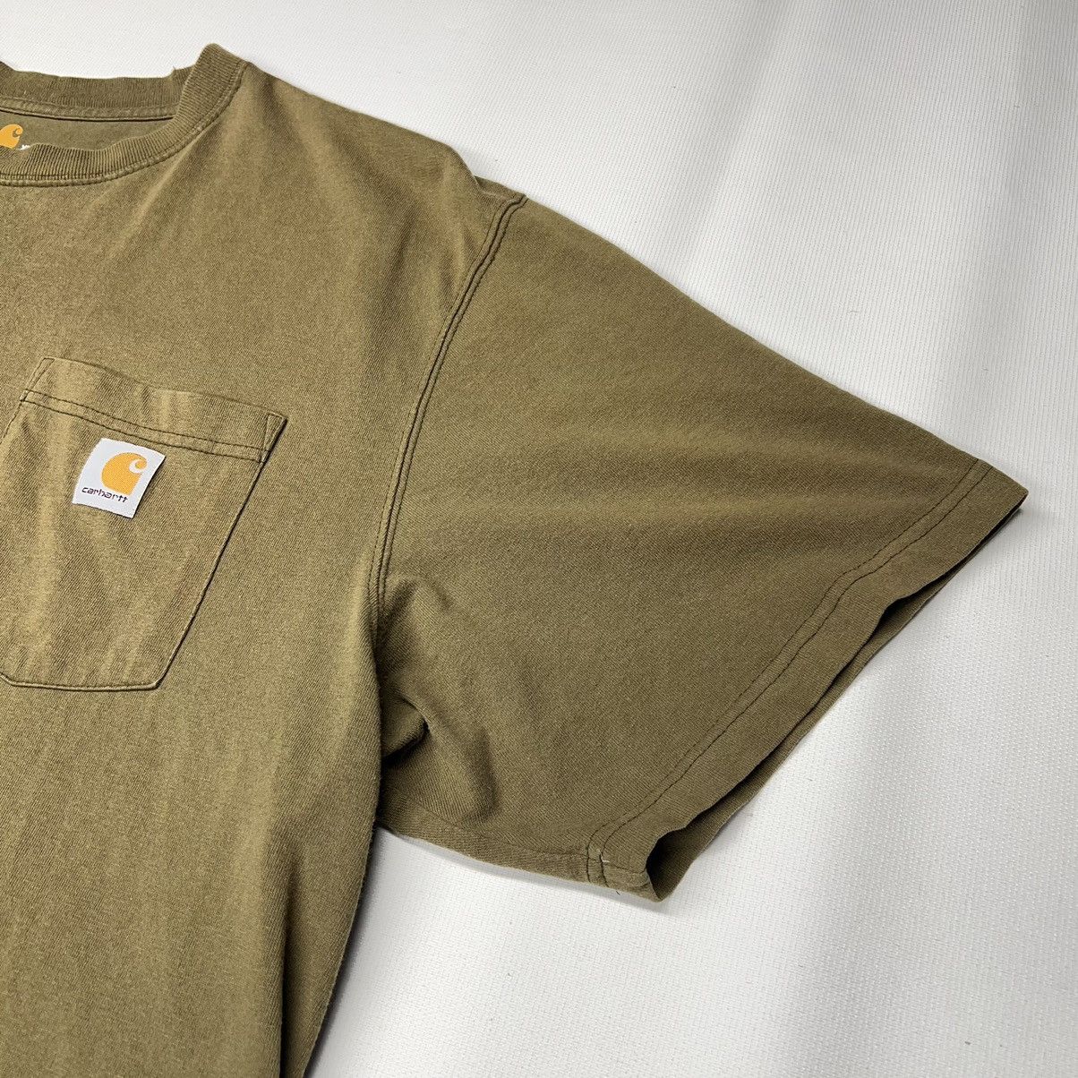 Carhartt Carhartt Tee Shirt Green Olive Original Fit Pocket Logo Size US XL / EU 56 / 4 - 2 Thumbnail
