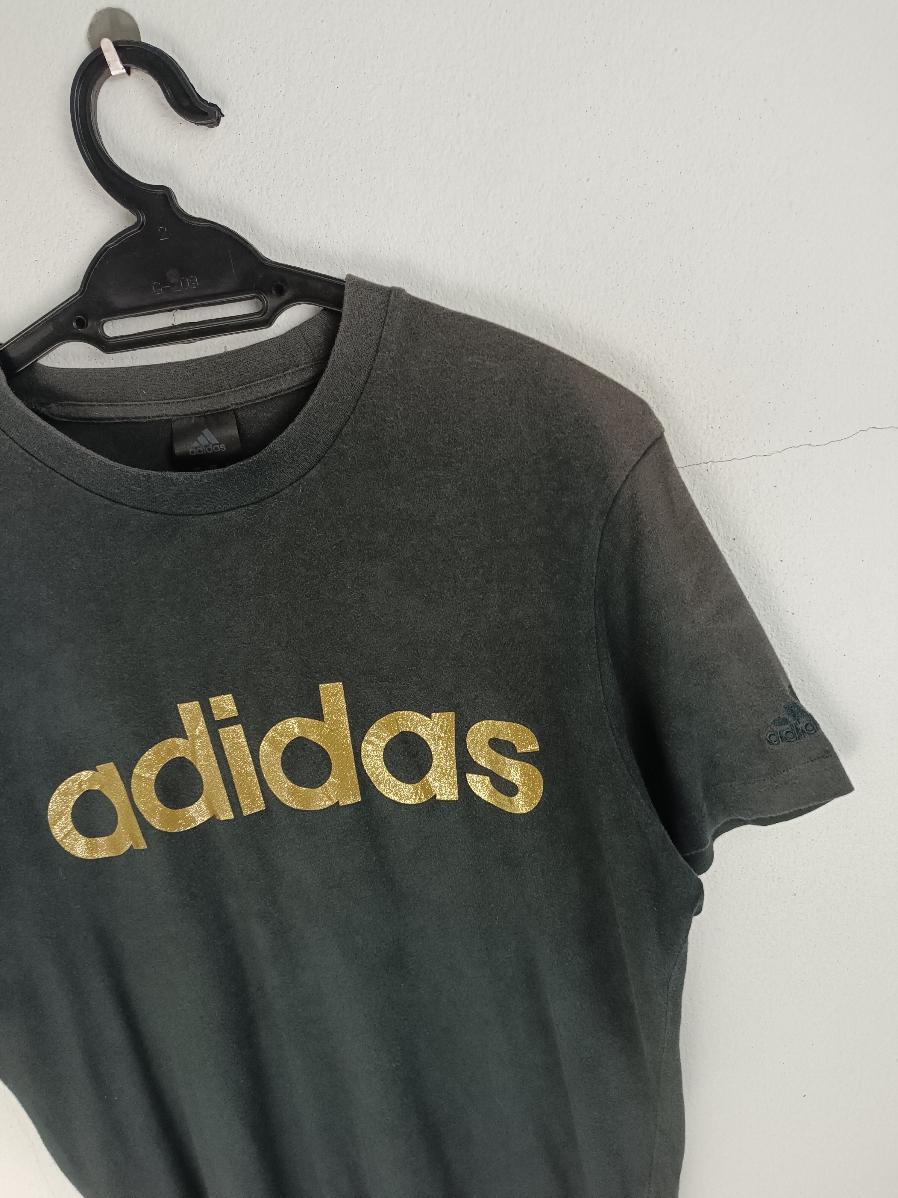 Adidas VINTAGE ADIDAS GOLD EDITION TEE VERY RARE Size US M / EU 48-50 / 2 - 9 Thumbnail