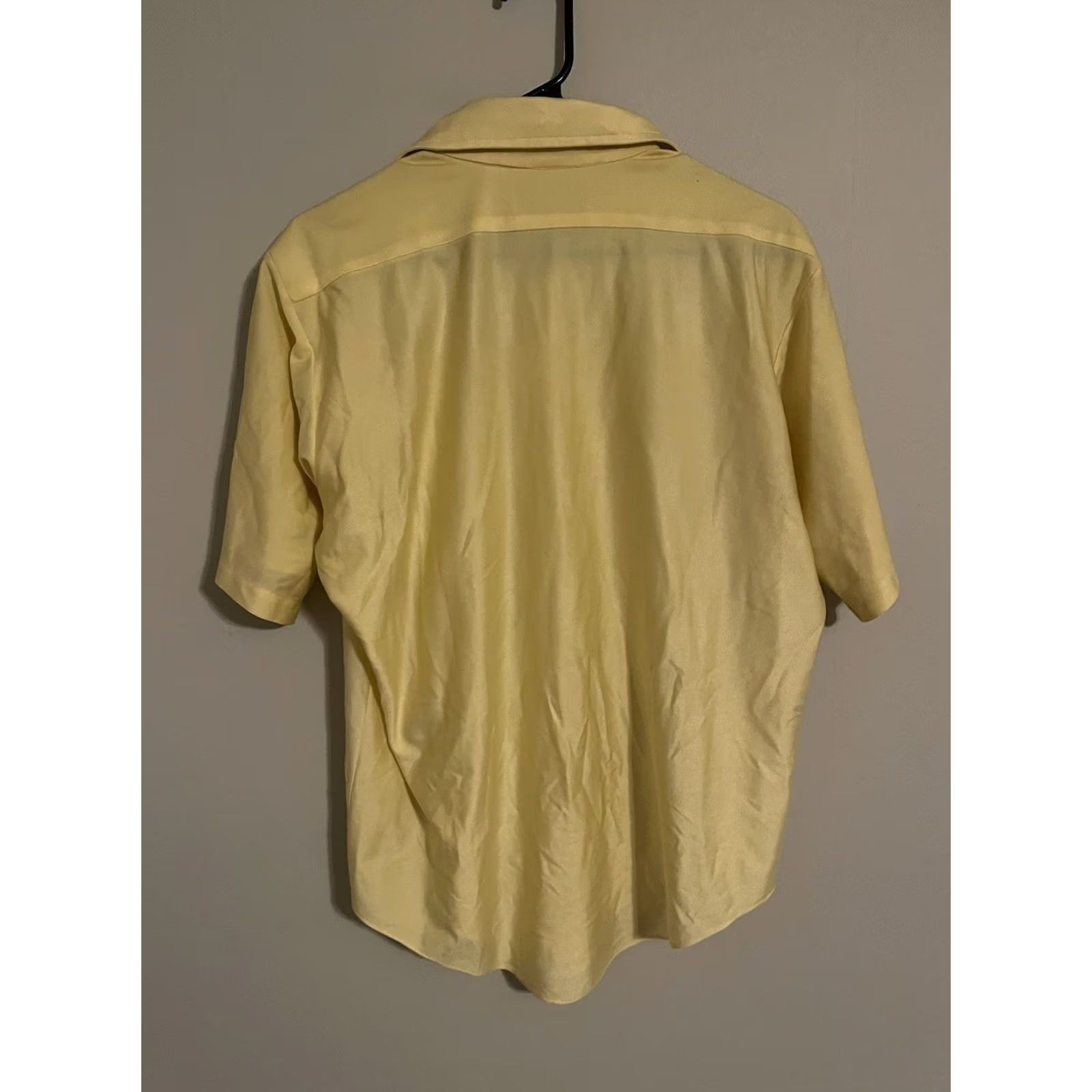 Van Heusen VINTAGE Van Heusen Van Q Qiana Yellow Button Up Shirt 70s Nylon S/S 16.5 Men's Size US XL / EU 56 / 4 - 2 Thumbnail
