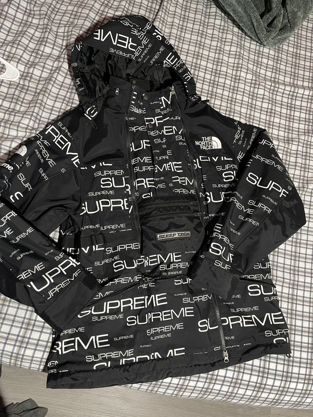 Supreme × The North Face Supreme x TNF steep tech apogee Size US XL / EU 56 / 4 - 3 Thumbnail