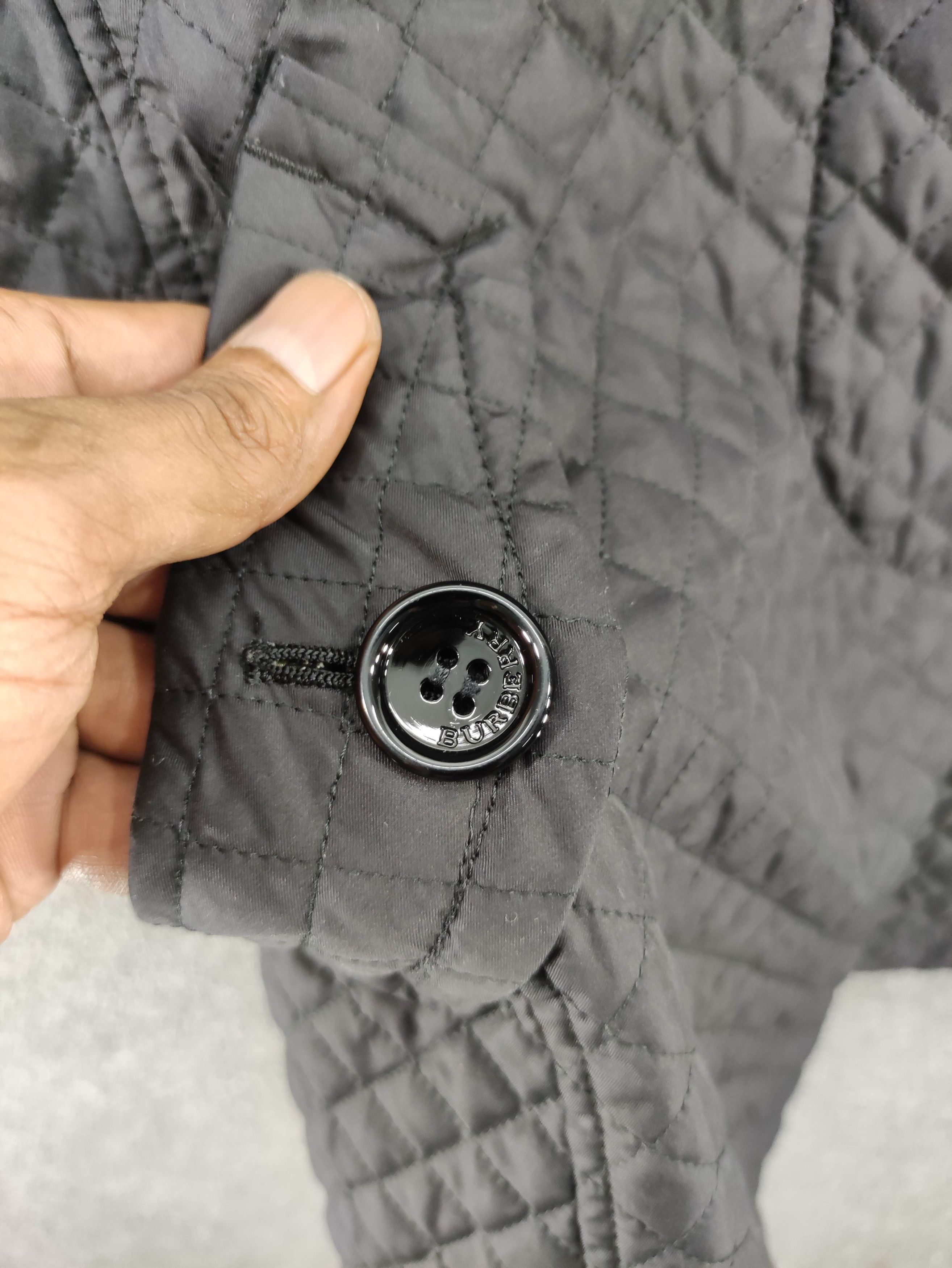 Burberry Vintage Burberry London Quilted Belted Jacket Zipper Size XS / US 0-2 / IT 36-38 - 5 Thumbnail