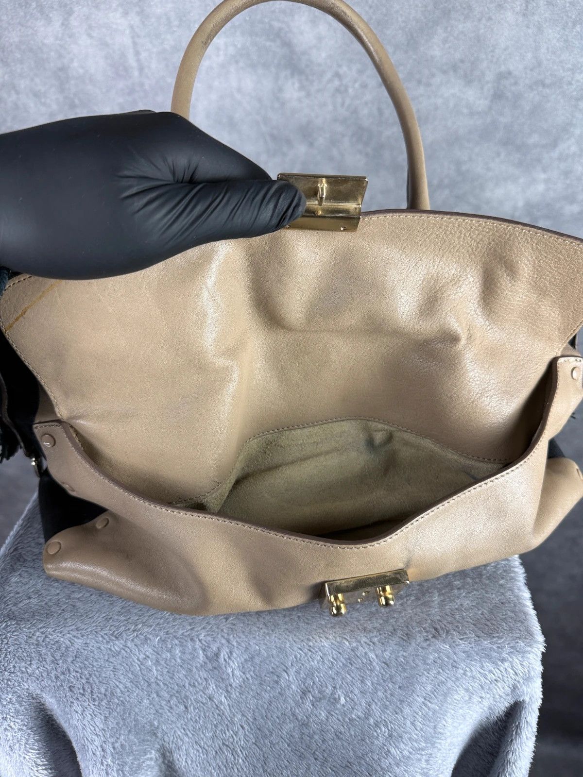Anya Hindmarch Anya Hindmarch Leather Handbag Brown Black Logo Lock Size ONE SIZE - 18 Thumbnail